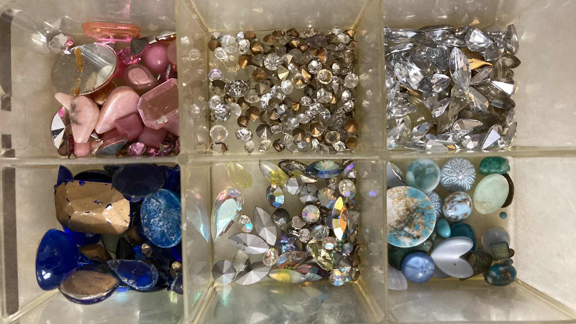 Photo 1 of FASHION JEWELRY BEADS & INLAYS