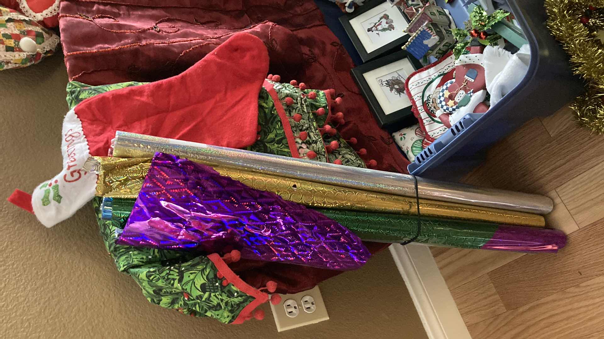 Photo 1 of CHRISTMAS DECORATIONS W RUBBERMAID TOTE-LOCKER 19.5GAL