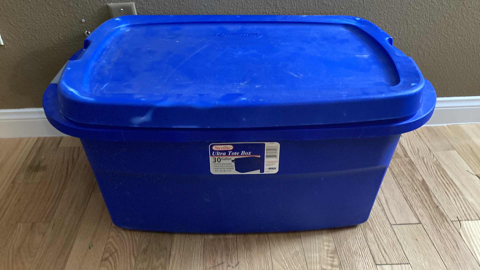 Photo 1 of CHRISTMAS DECORATIONS W STERILITE TOTE 30GAL