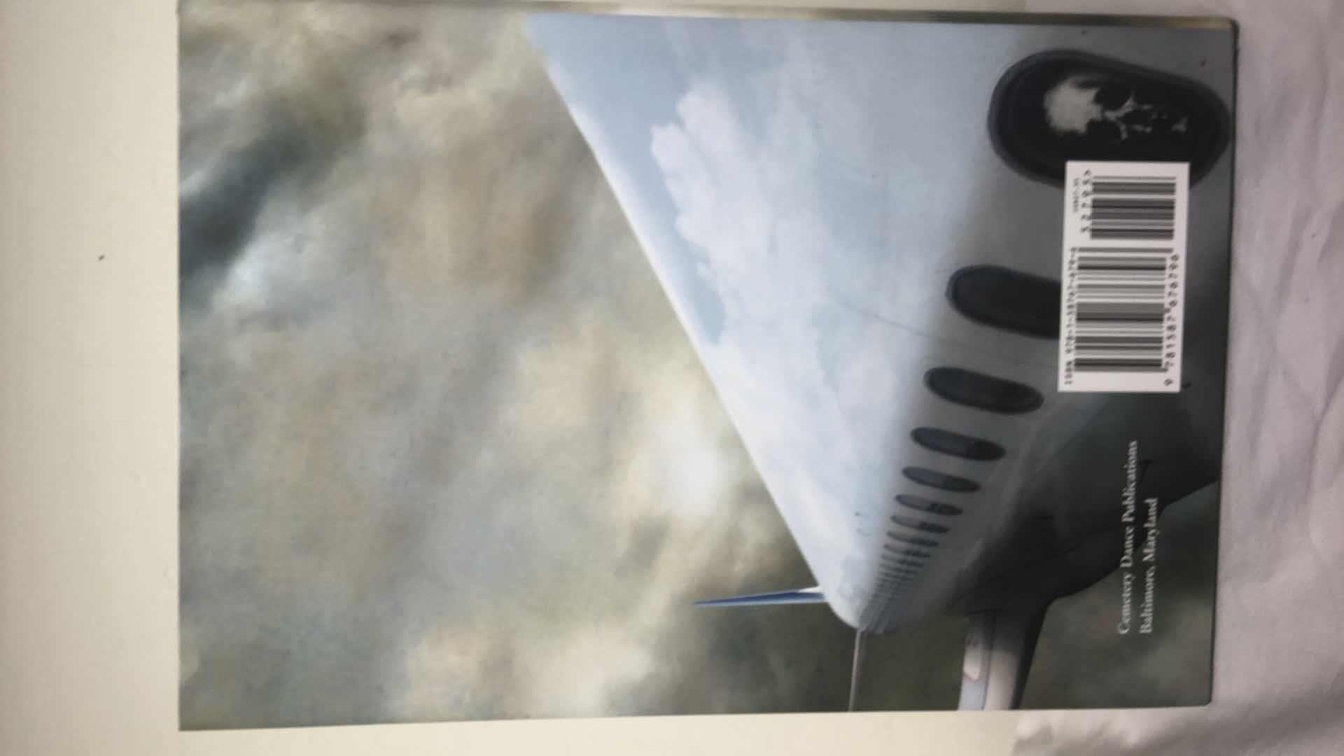 Photo 1 of NEW FLIGHT OR FRIGHT 17 TURBULENT TALES EDITED BY STEPHEN KING AND BEV VINCENT HARDCOVER BOOK