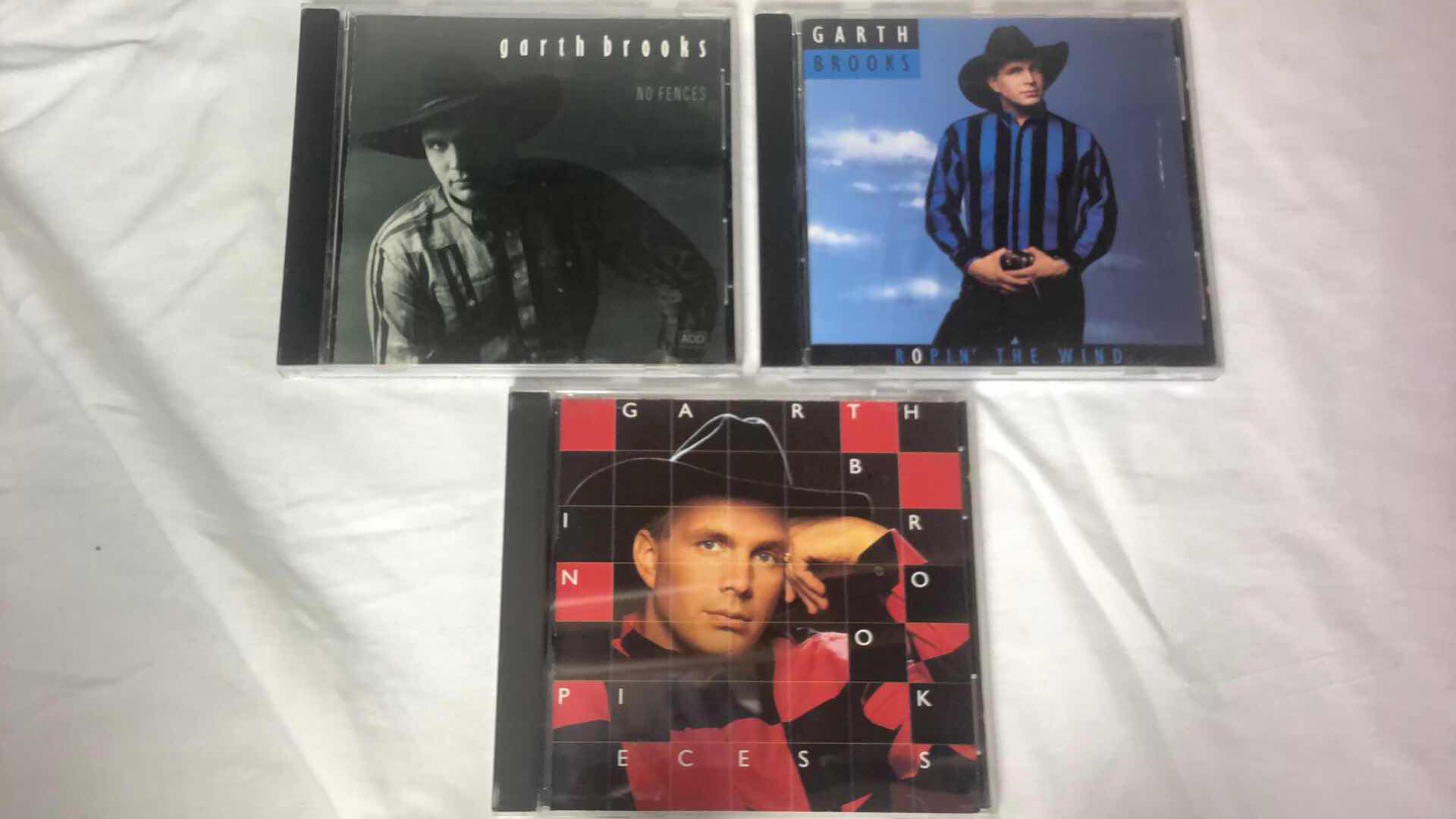 Photo 1 of ASSORTED GARTH BROOKS ALBUM CDS (6)