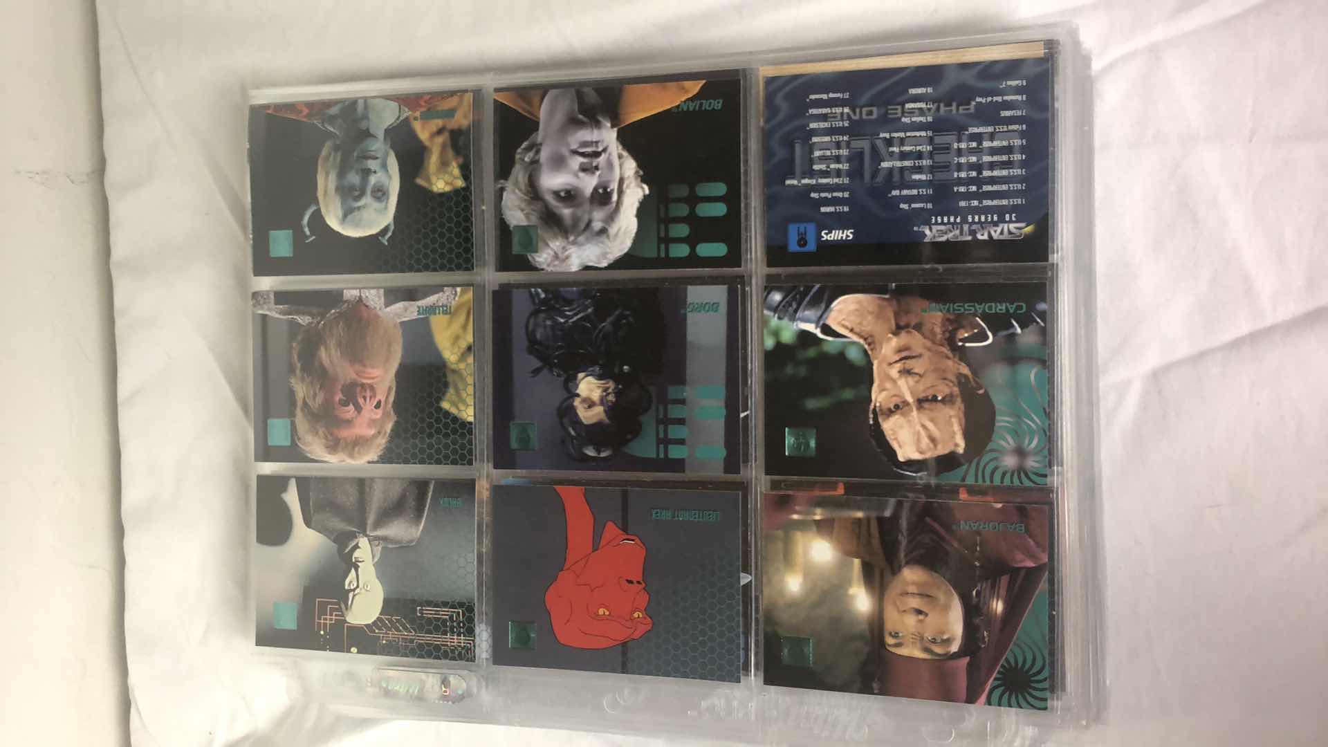 View 1 of APPROX 500 SKYBOX STAR TREK TRADING CARDS NEAR COMPLETE SET IN SLEEVES NEAR PERFECT CONDITION