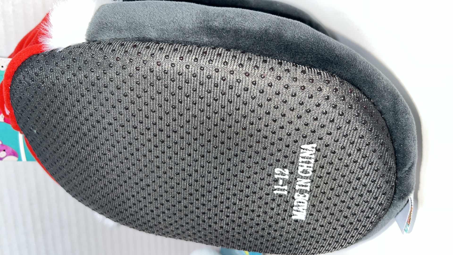 Photo 1 of KELLYTOY SQUISHMALLOWS PLUSH KIDS SLIPPERS, SANTA/PENGUIN SIZE 11-12 (2)