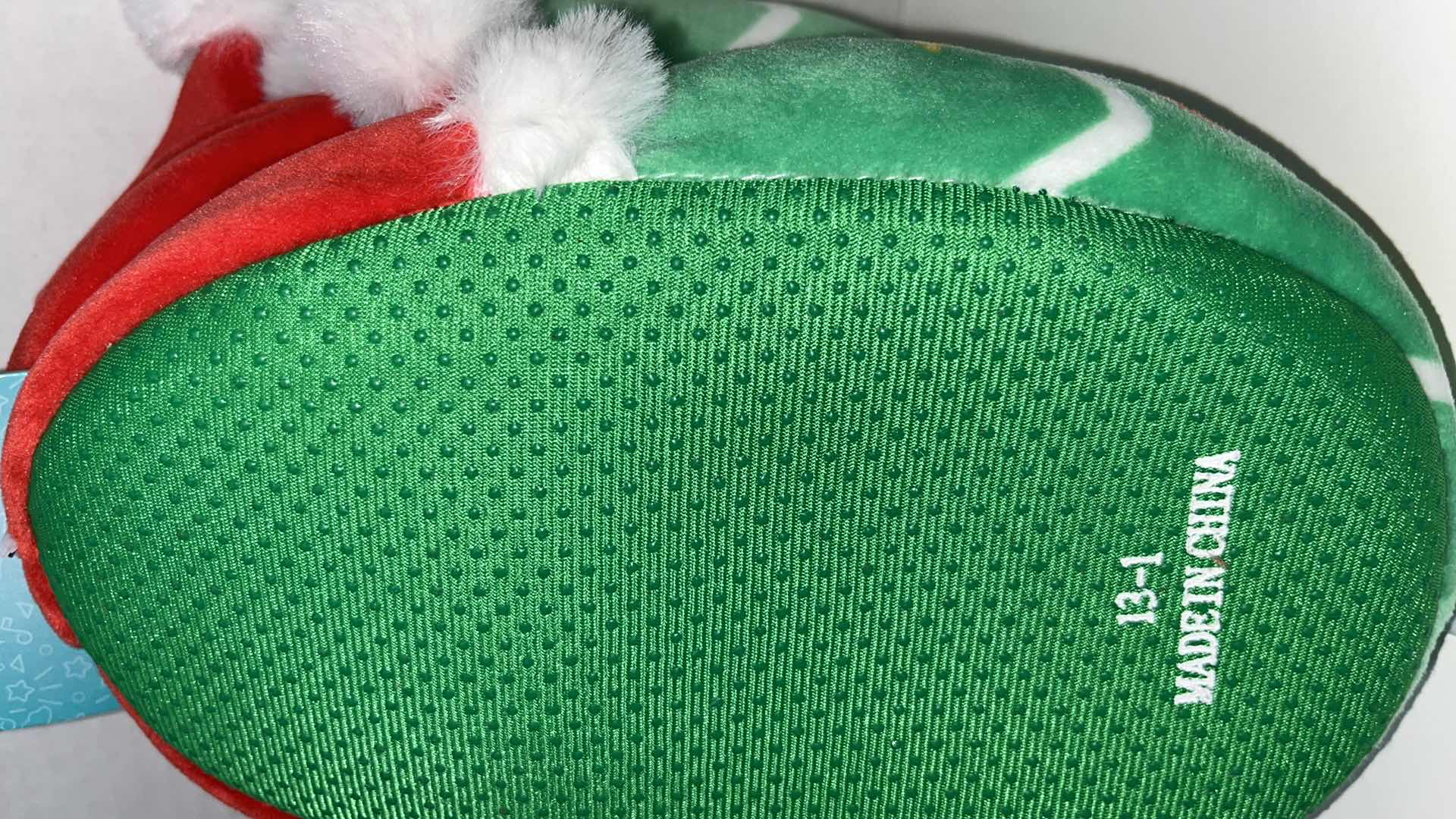 Photo 1 of KELLYTOY SQUISHMALLOWS PLUSH KIDS SLIPPERS, SANTA/CHRISTMAS TREE SIZE 13-1 (2)