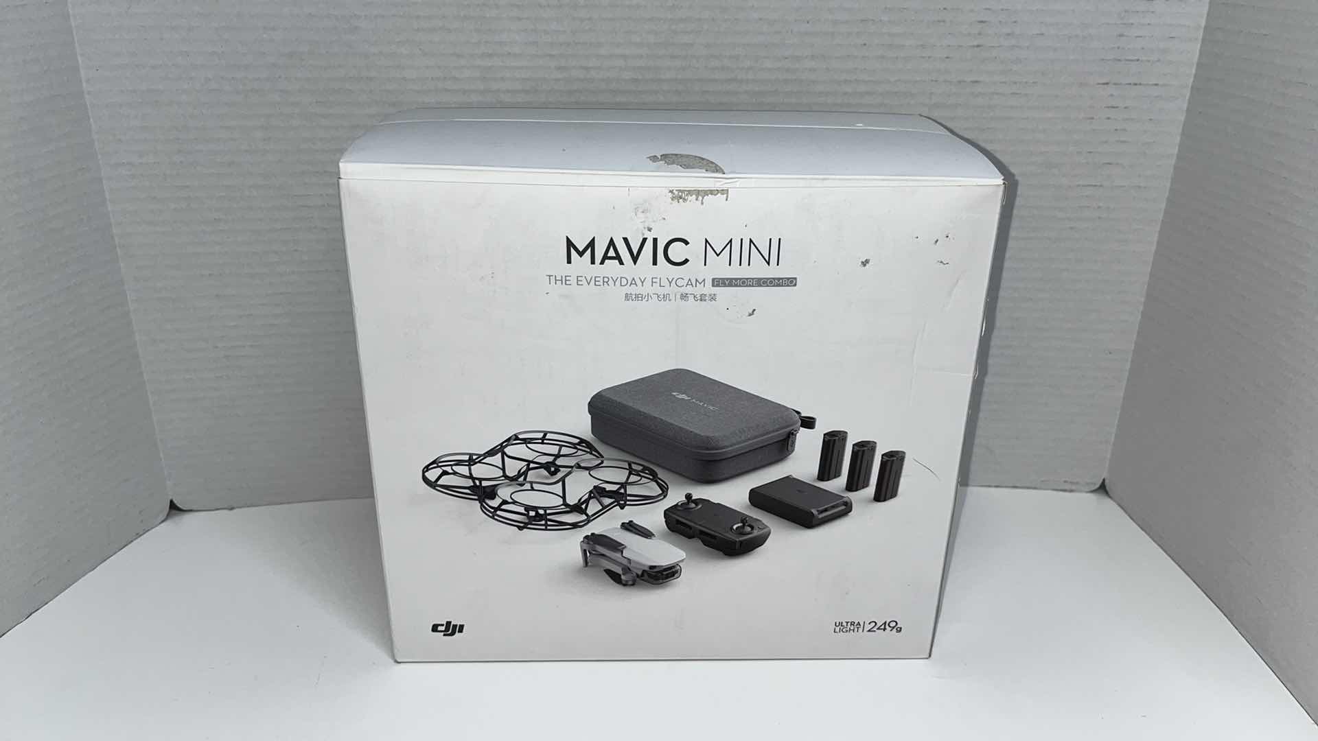 Photo 1 of DJI TECHNOLOGY MAVIC MINI THE EVERYDAY FLYCAM FLY MORE COMBO, ULTRA LIGHT MODEL MT1SS5 (1)