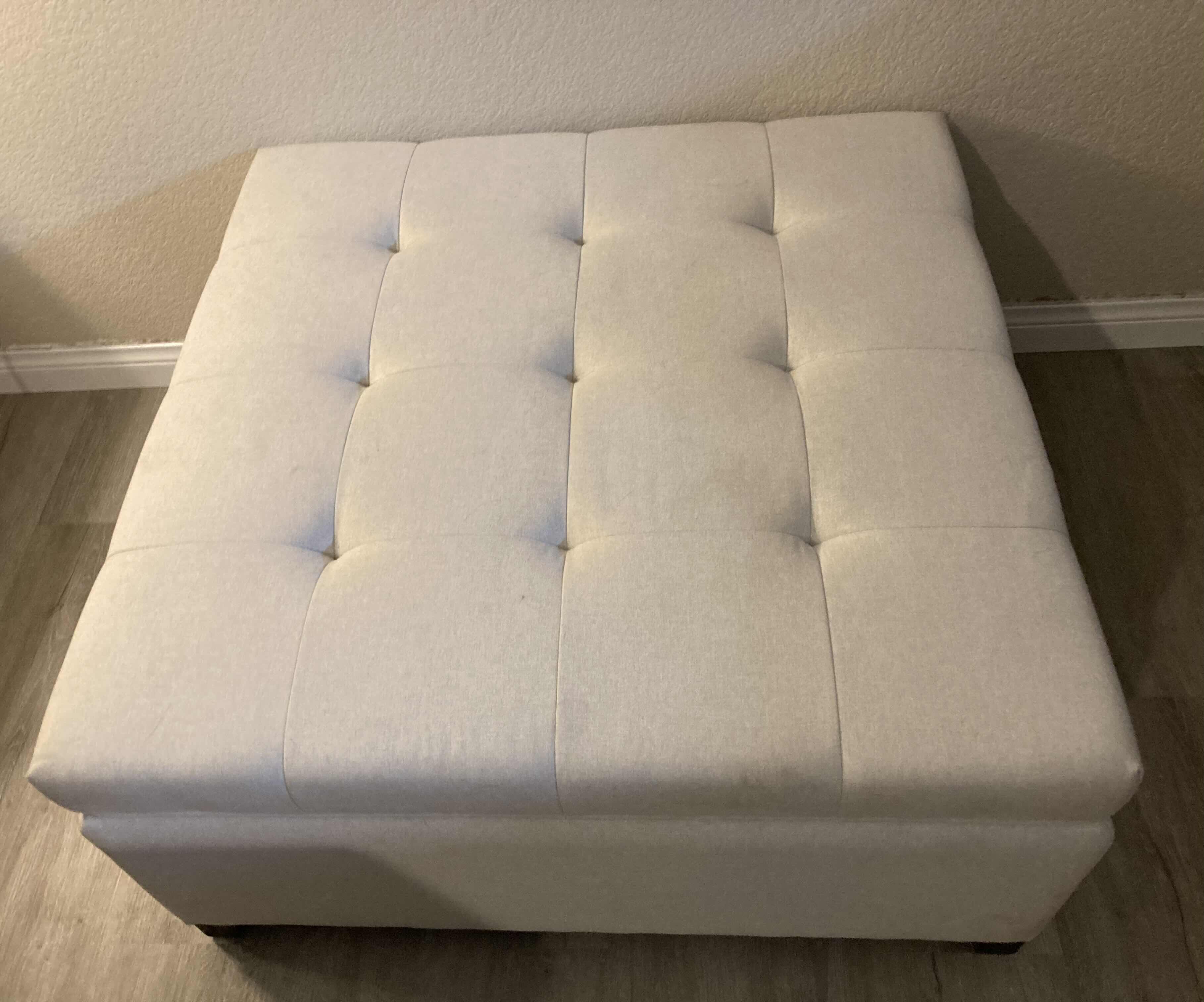 Photo 2 of JASON FURNITURE OVERSIZED WHITE POLYESTER DARK WOOD BASE SQUARE OTTOMAN W STORAGE 36” X 36” H18”