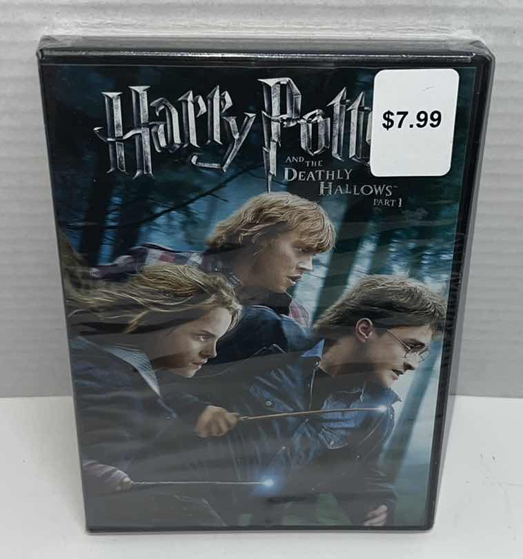 Photo 1 of NEW HARRY POTTER AND THE DEATHLY HALLOWS PART 1 DVD, DOOR HANGER &  WOOD DECOR (3)