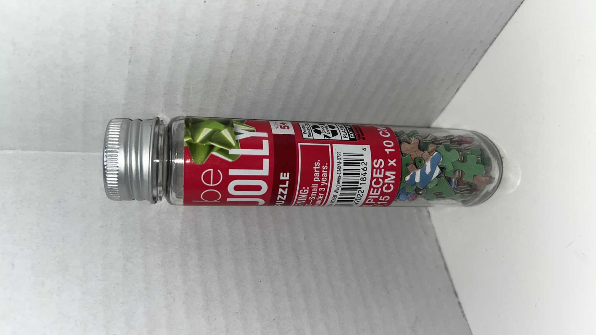 Photo 1 of NEW MODERN EXPRESSIONS MUG AND DOG TOY, THE PET PARADE MILESTONES CARDS & BE JOLLY DOG 150 PC MINI PUZZLE (3)