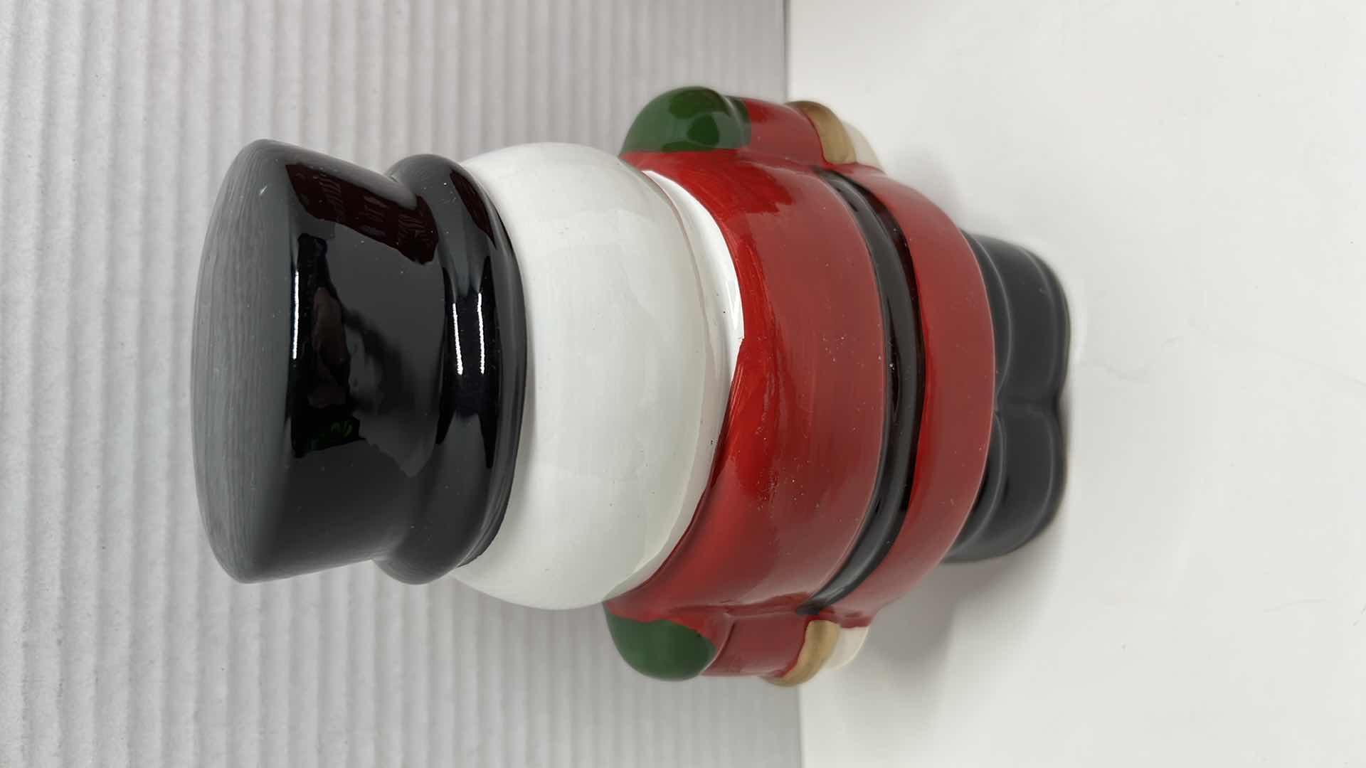 Photo 1 of NEW HAPPY HOLIDAYS CERAMIC 7” NUTCRACKER & MAILBOX LETTERS TO SANTA TIN DECOR (2)