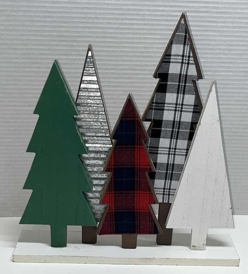 Photo 1 of NEW WALGREENS HAPPY HOLIDAYS DECOR, TABLETOP WOOD TREE DISPLAY & BLUE/GREEN PLAID DEER