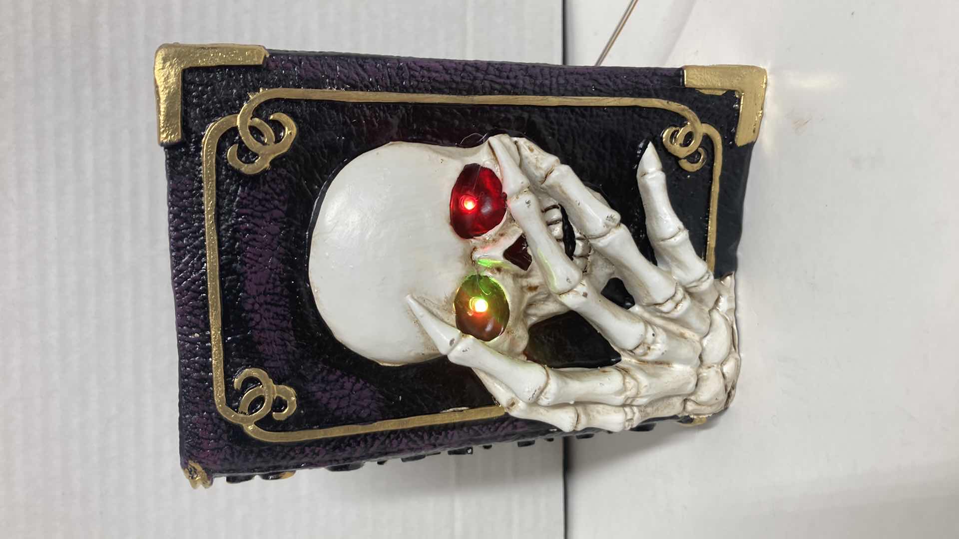 Photo 1 of NEW HALLOWEEN LED LIGHT UP PLASTIC SPELLS BOOK DECOR (4PK)