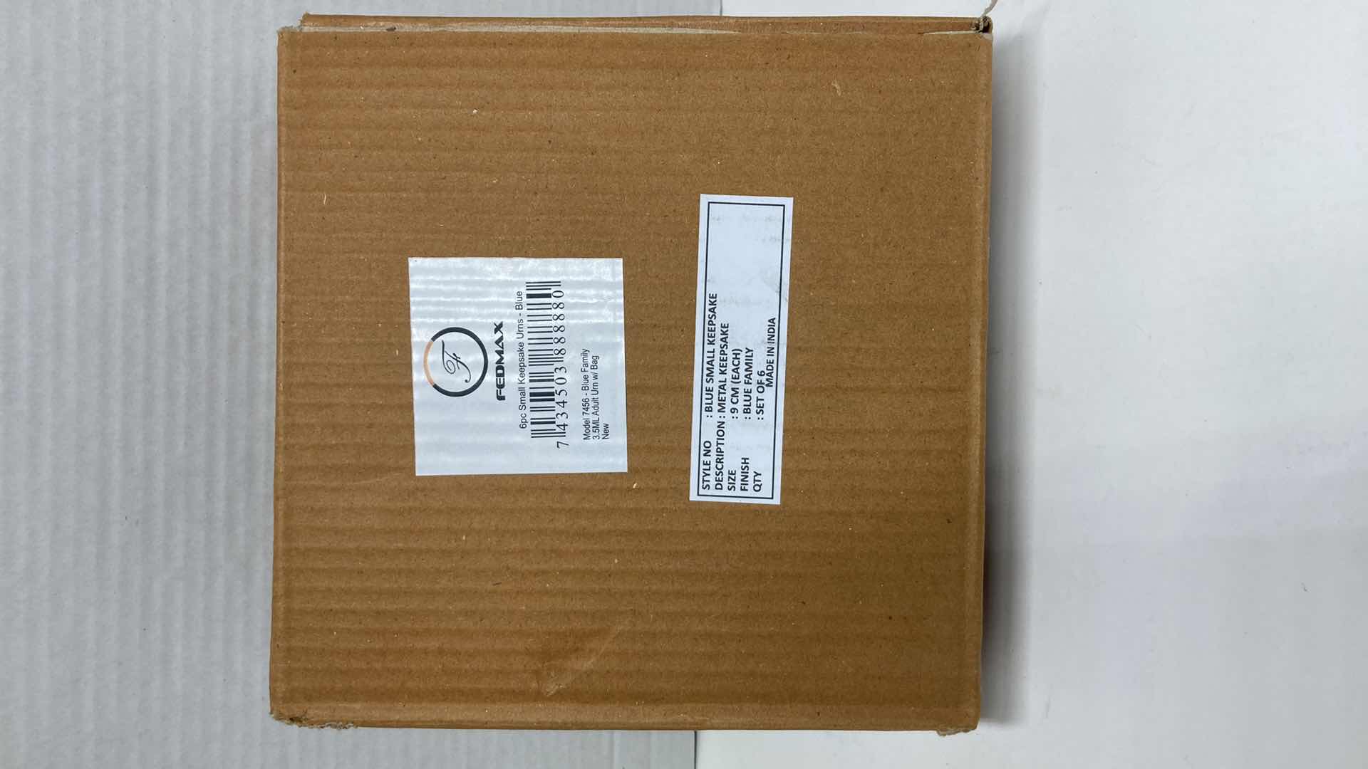 Photo 1 of FEDNAX METAL KEEPSAKE 6PC SET MINI URNS W BAGS & STORAGE BOX MODEL 7456-BLUE FAMILY