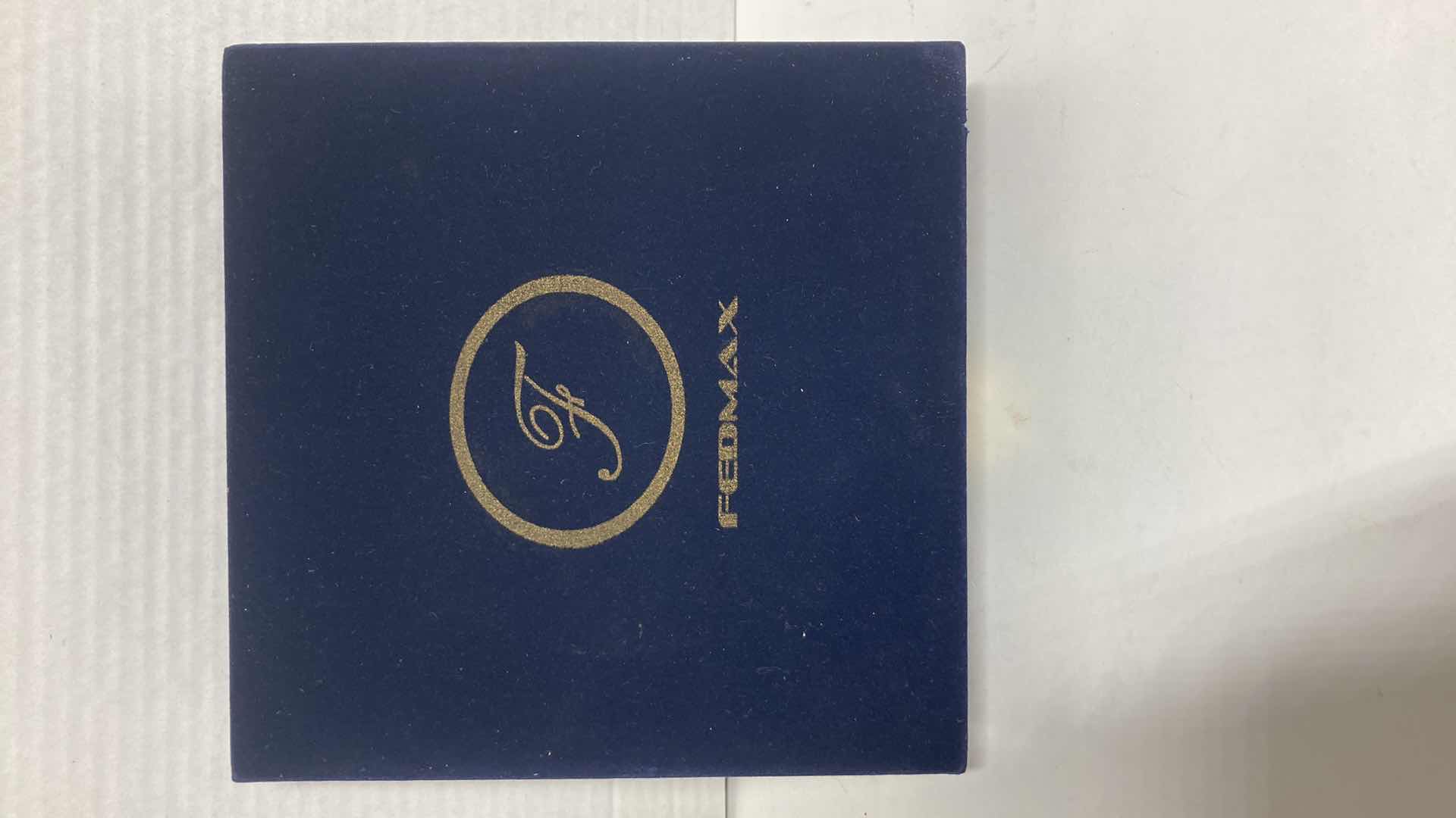 Photo 1 of NEW FEDNAX METAL KEEPSAKE 6PC SET MINI URNS W BAGS & STORAGE BOX MODEL 7456-BLUE FAMILY