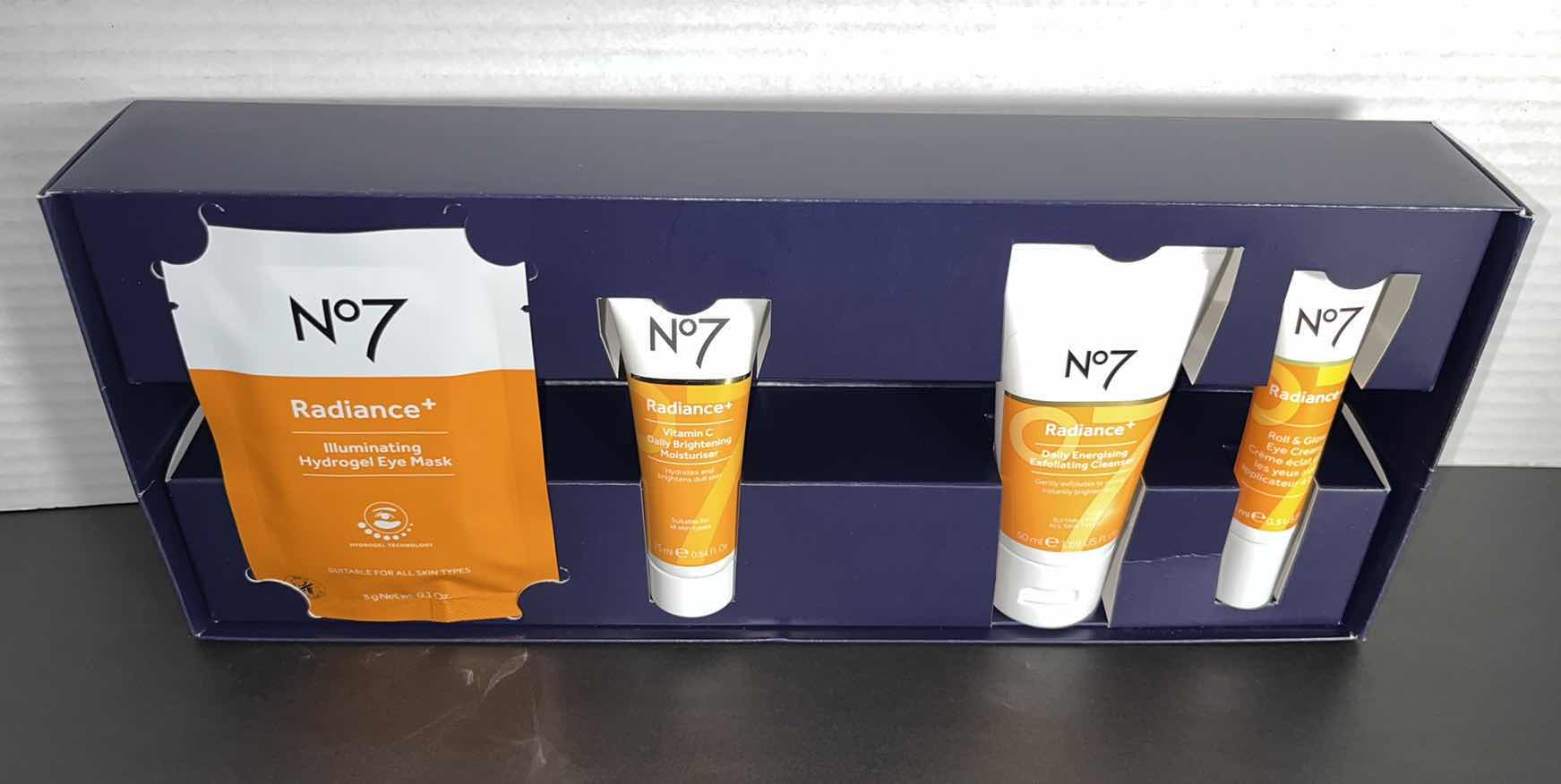 Photo 1 of 30NEW NO 7 RADIANCE 4-PC COLLECTION GIFT SET