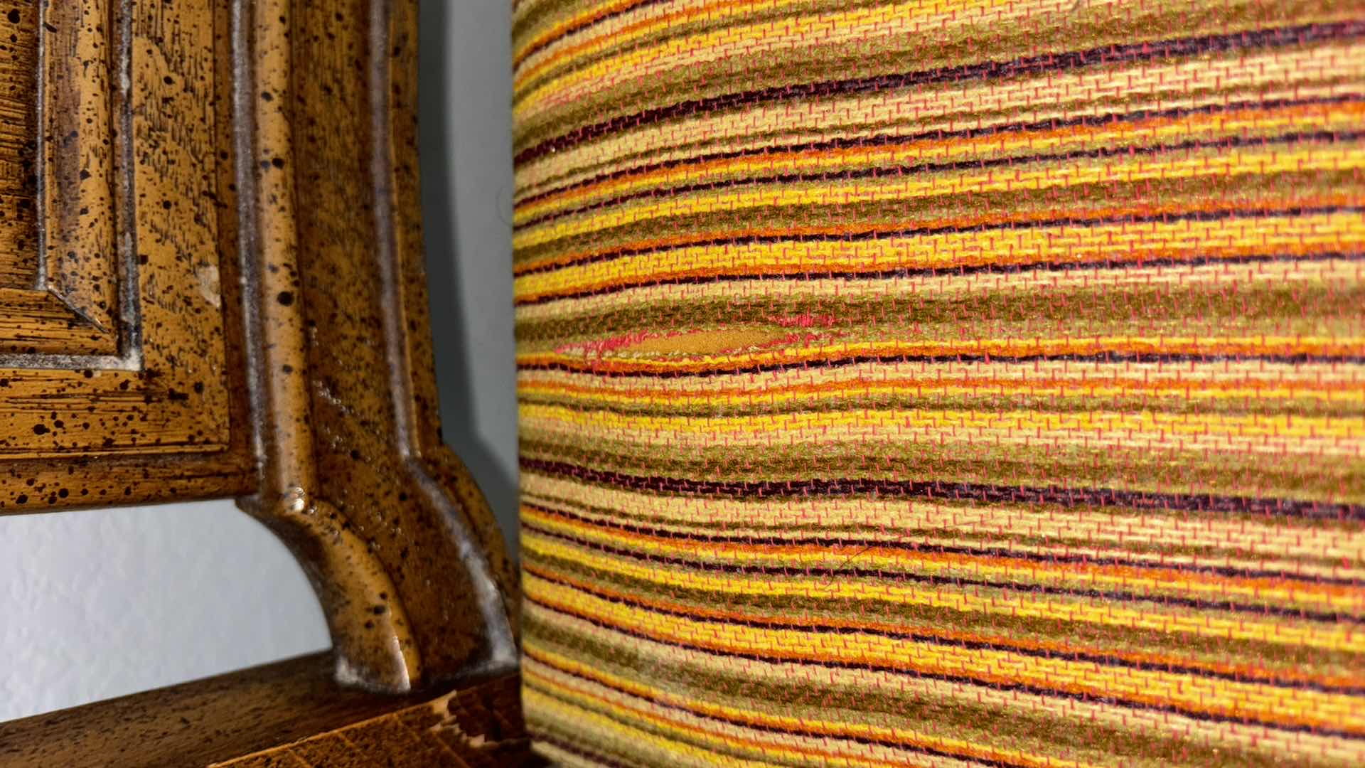 Photo 1 of VINTAGE SINGER FURNITURE 6 PC DINING CHAIRS (4 SIDE CHAIRS, 2 ARM CHAIRS)