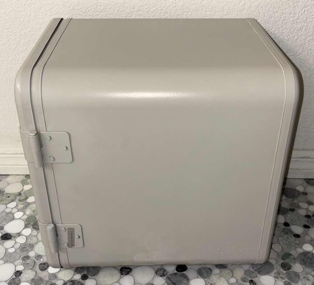 Photo 1 of SENTRY 1250 FIRE-SAFE HOME/OFFICE SAFE, RATING: CLASS 350 1HR