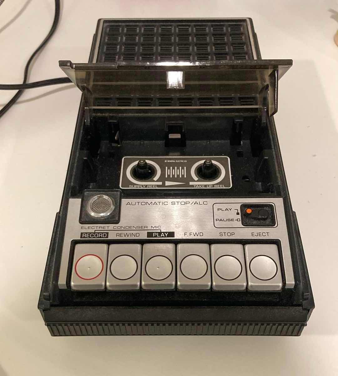 Photo 1 of GENERAL ELECTRIC TAPE RECORDER MODEL 3-5105A