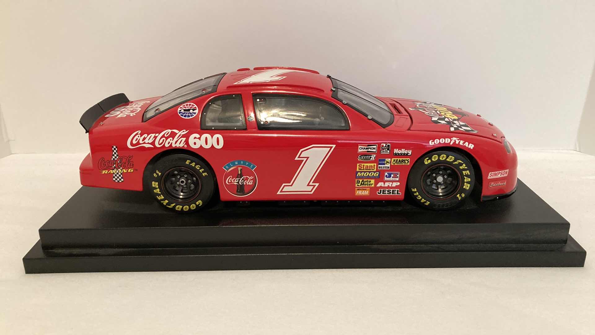 Photo 1 of COCA-COLA 600 MONTE CARLO 1997 DIE CAST REPLICA CAR REVELL COLLECTION W COA