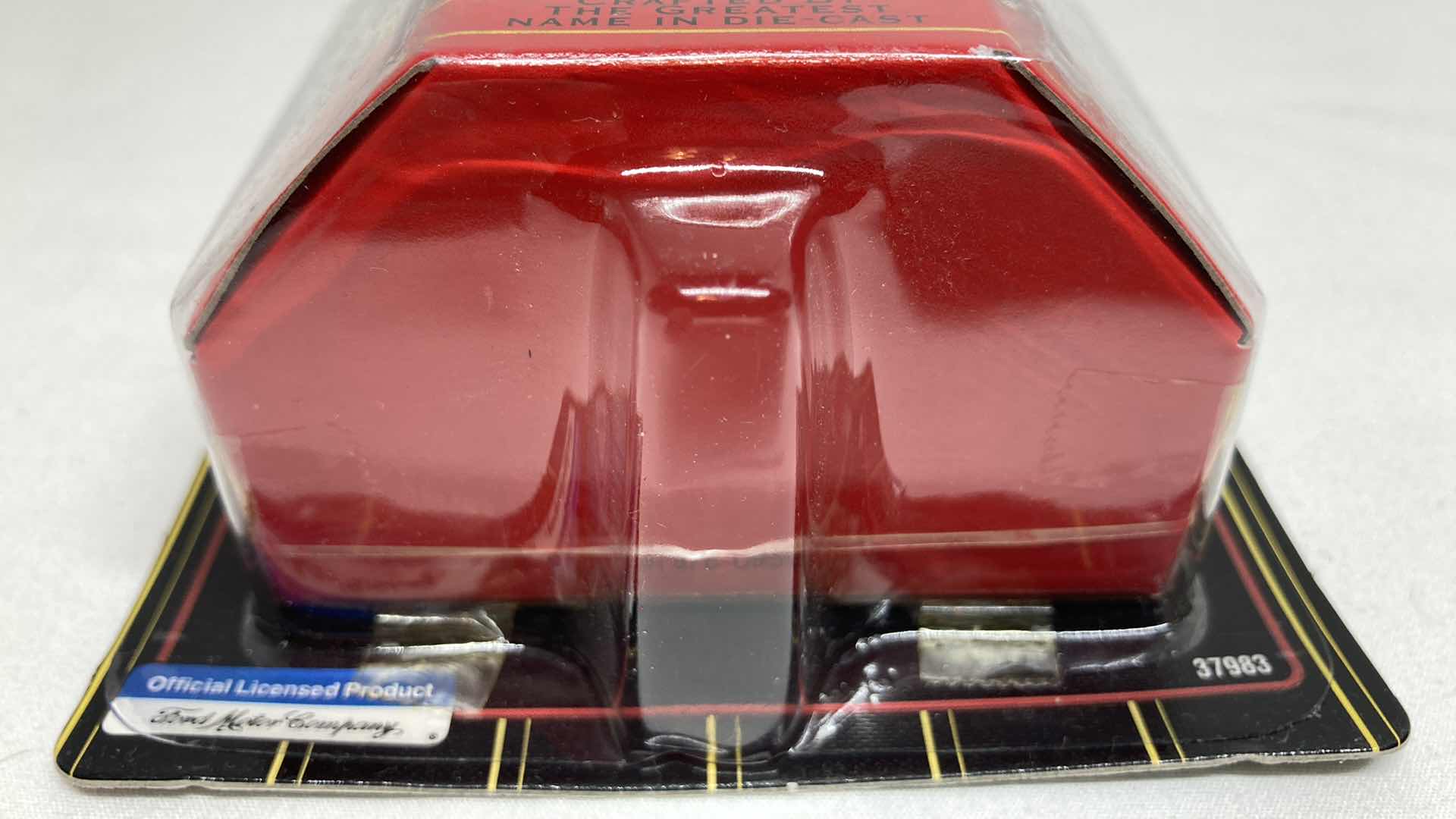 Photo 1 of MATCHBOX COLLECTIBLES COCA-COLA 1921 MODEL T CAR