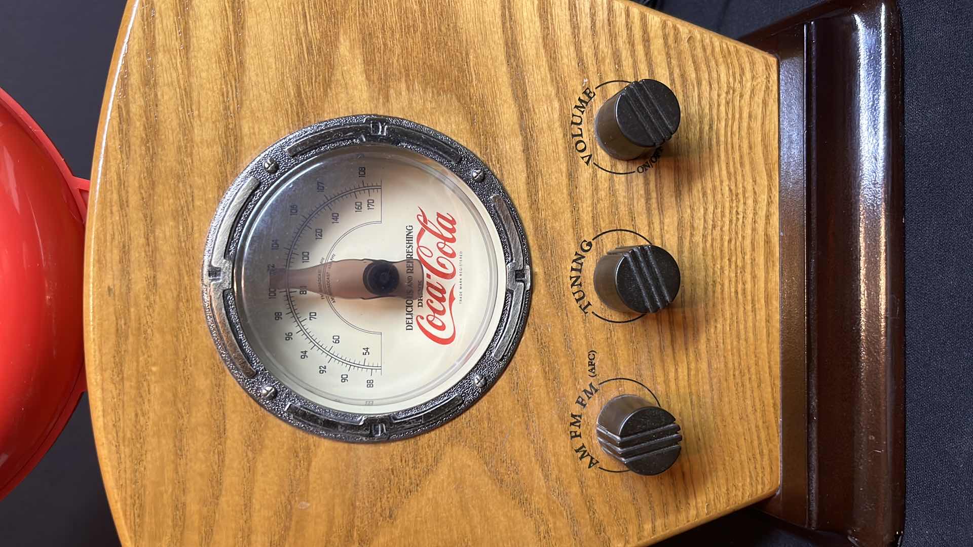 Photo 1 of COCA-COLA AM/FM RADIO FEATURING THE RED DISC ICON W WOOD BASE, 1934 ANTIQUE LOOK (1996)