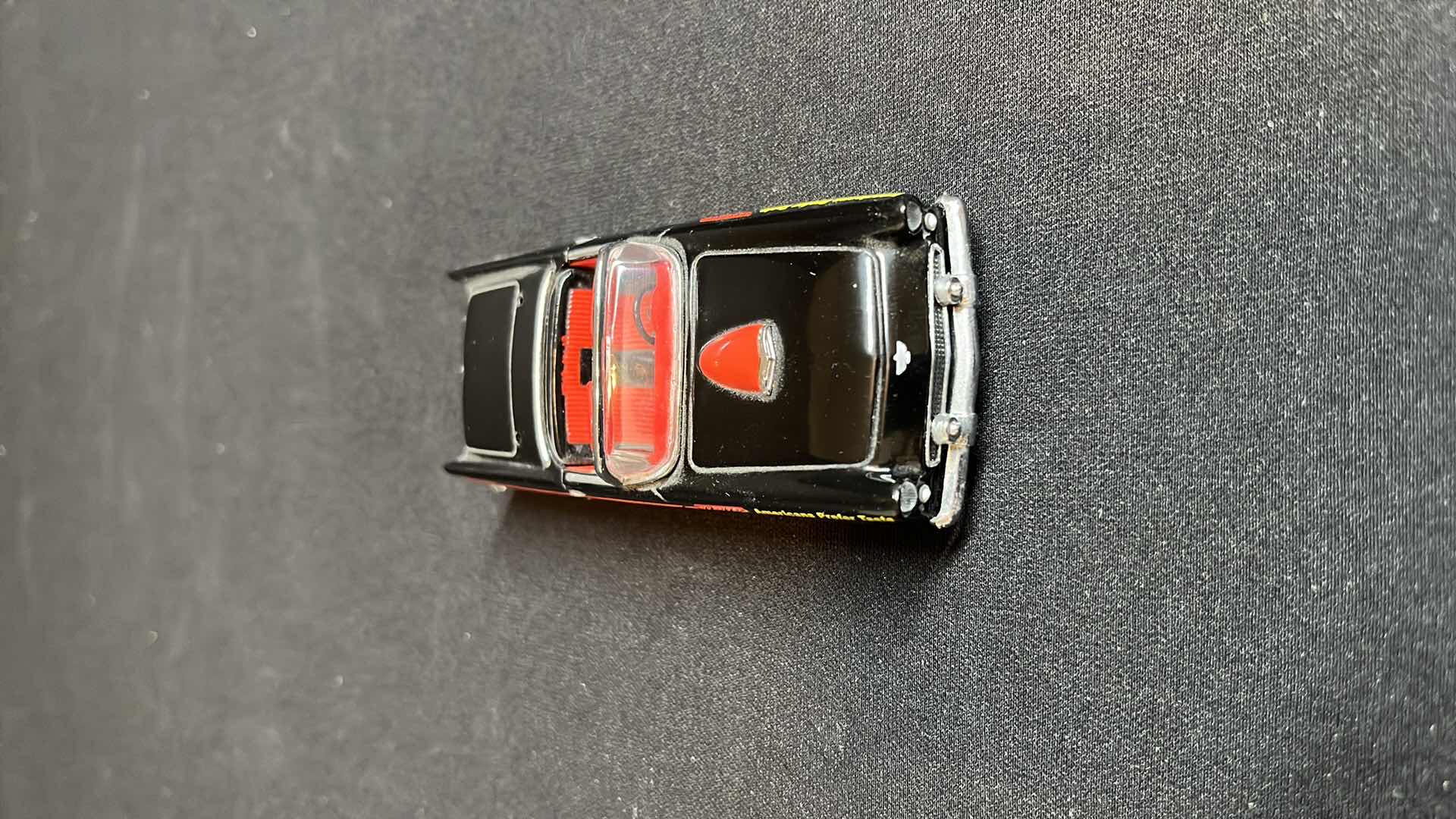 Photo 1 of MATCHBOX COLLECTIBLES COCA-COLA MODELS OF YESTERYEAR 1955 FORD THUNDERBIRD, INCLUDES COA 1995 (MODEL #DYG08/B-M)