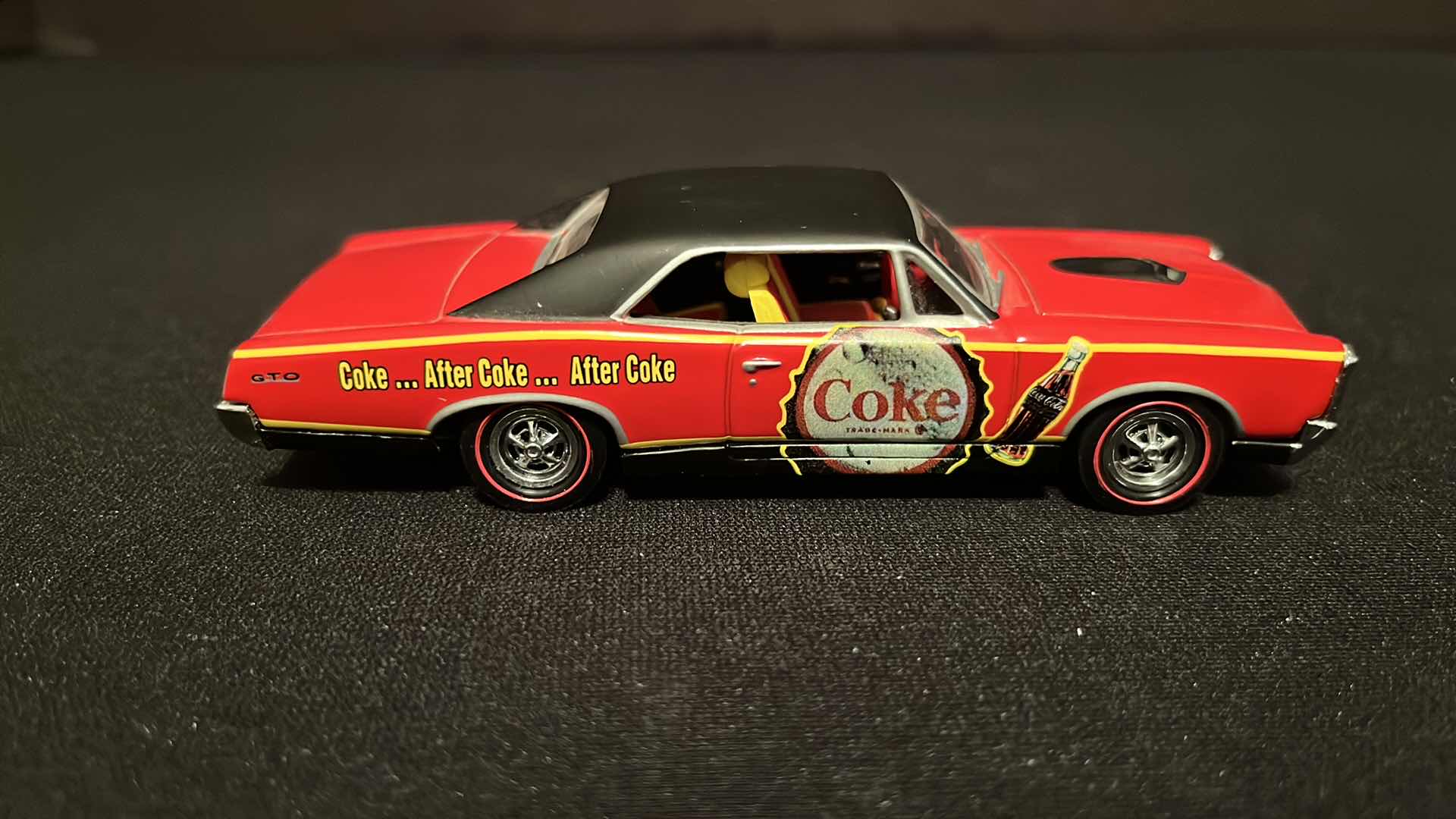Photo 1 of COCA-COLA MATCHBOX COLLECTIBLES DINKY 1967 PONTIAC GTO, W COA, 1995 (MODEL YMC03/B-M)