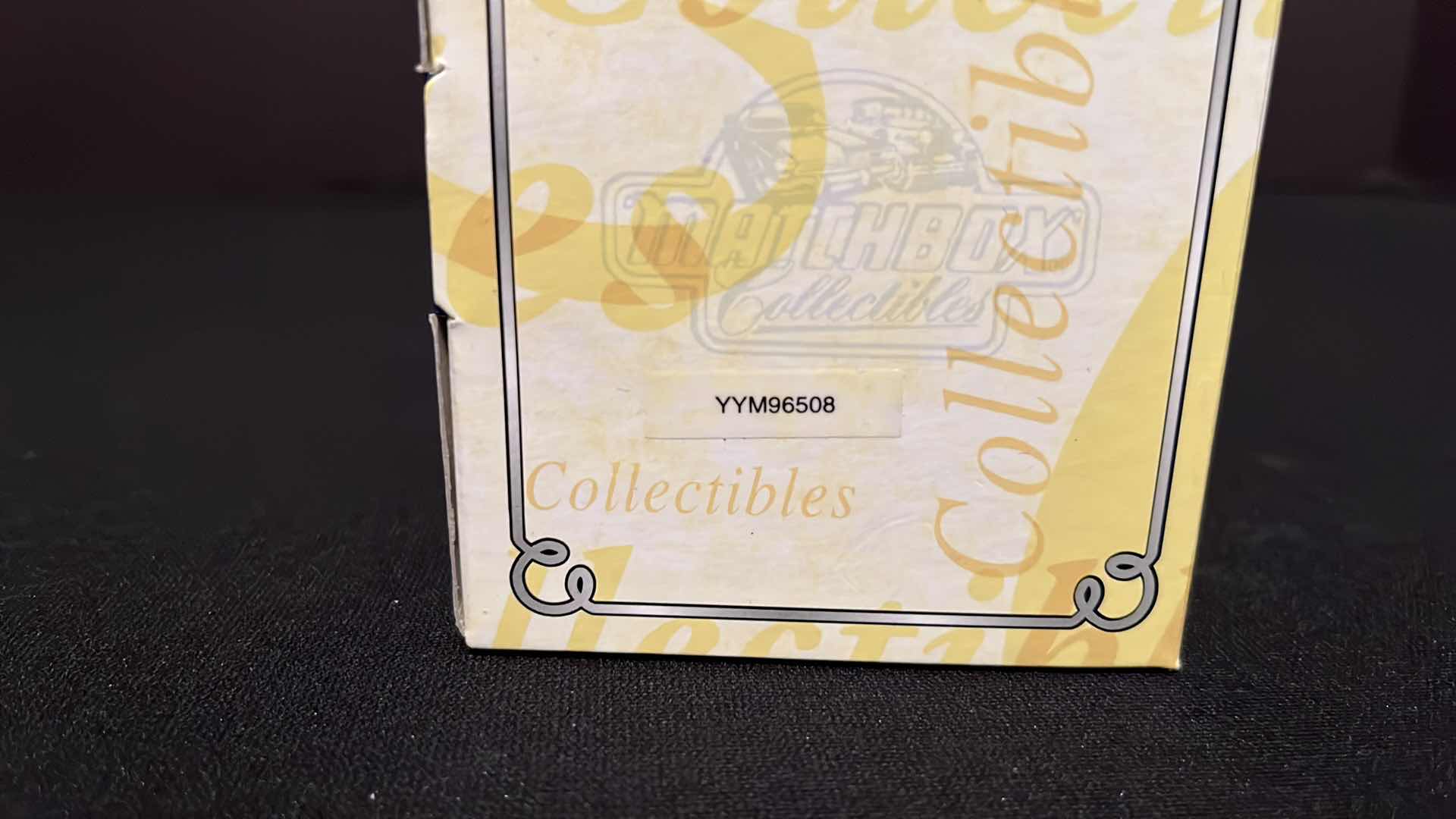 Photo 1 of COCA-COLA MATCHBOX COLLECTIBLES MODELS OF YESTERYEAR 1929 MORRIS LIGHT VAN, W COA, 1995 (MODEL YYM96508)