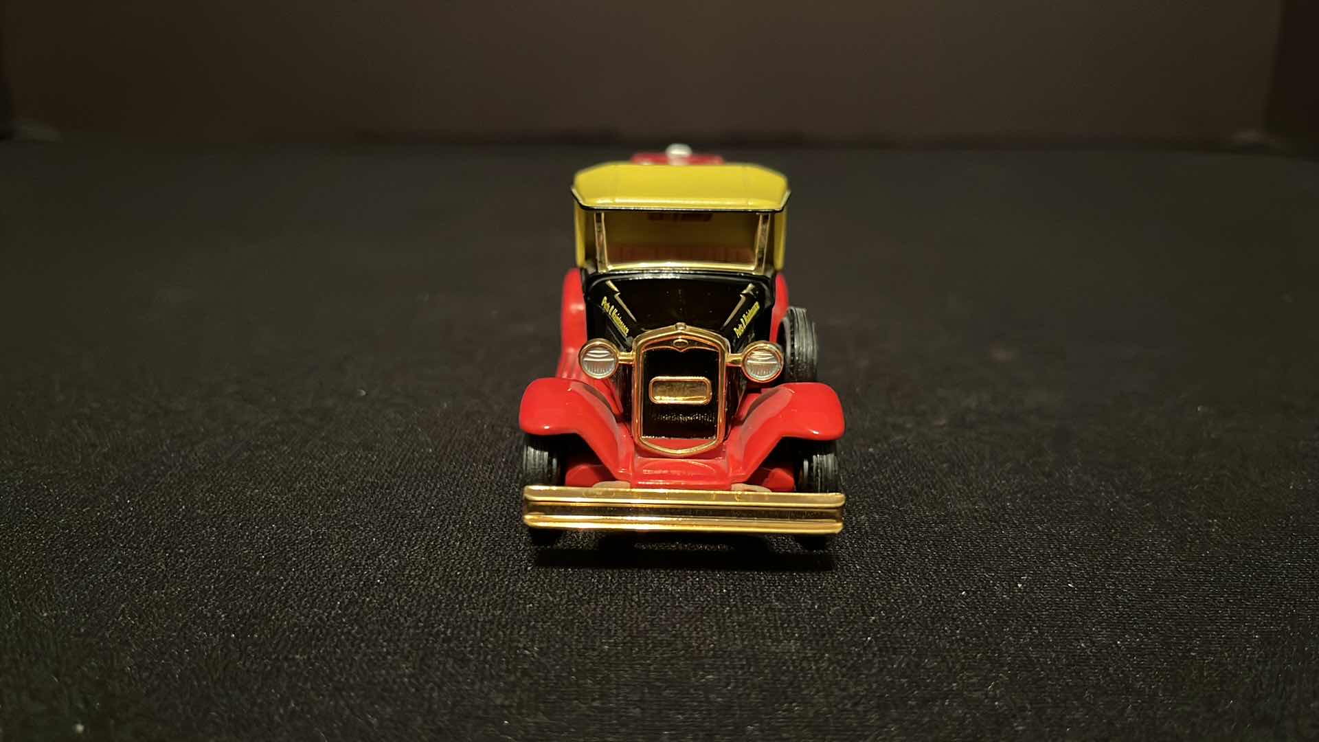 Photo 1 of COCA-COLA MATCHBOX COLLECTIBLES MODELS OF YESTERYEAR 1930 FORD MODEL A PICKUP, W COA, 1995 (MODEL YPC05-M)