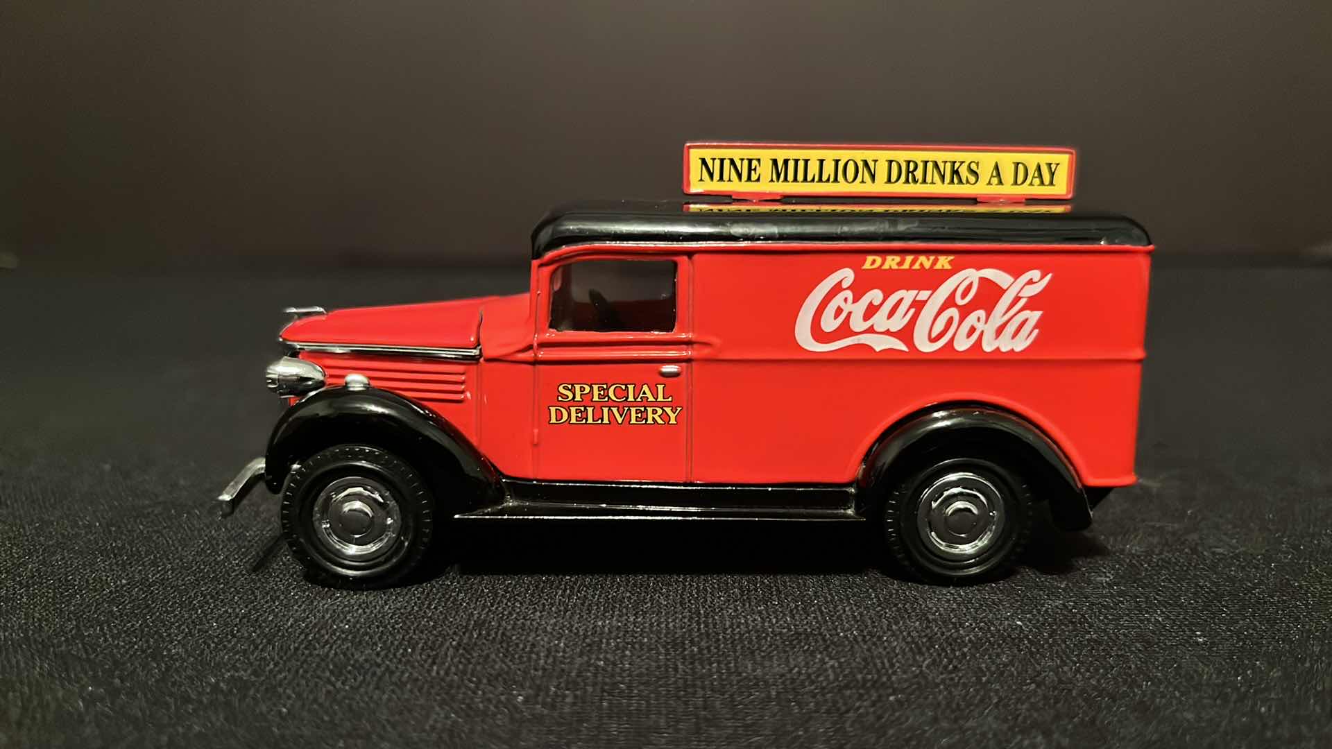 Photo 1 of COCA-COLA MATCHBOX COLLECTIBLES MODELS OF YESTERYEAR 1937 GMC VAN, W COA, 1995 (MODEL YPC02-M)