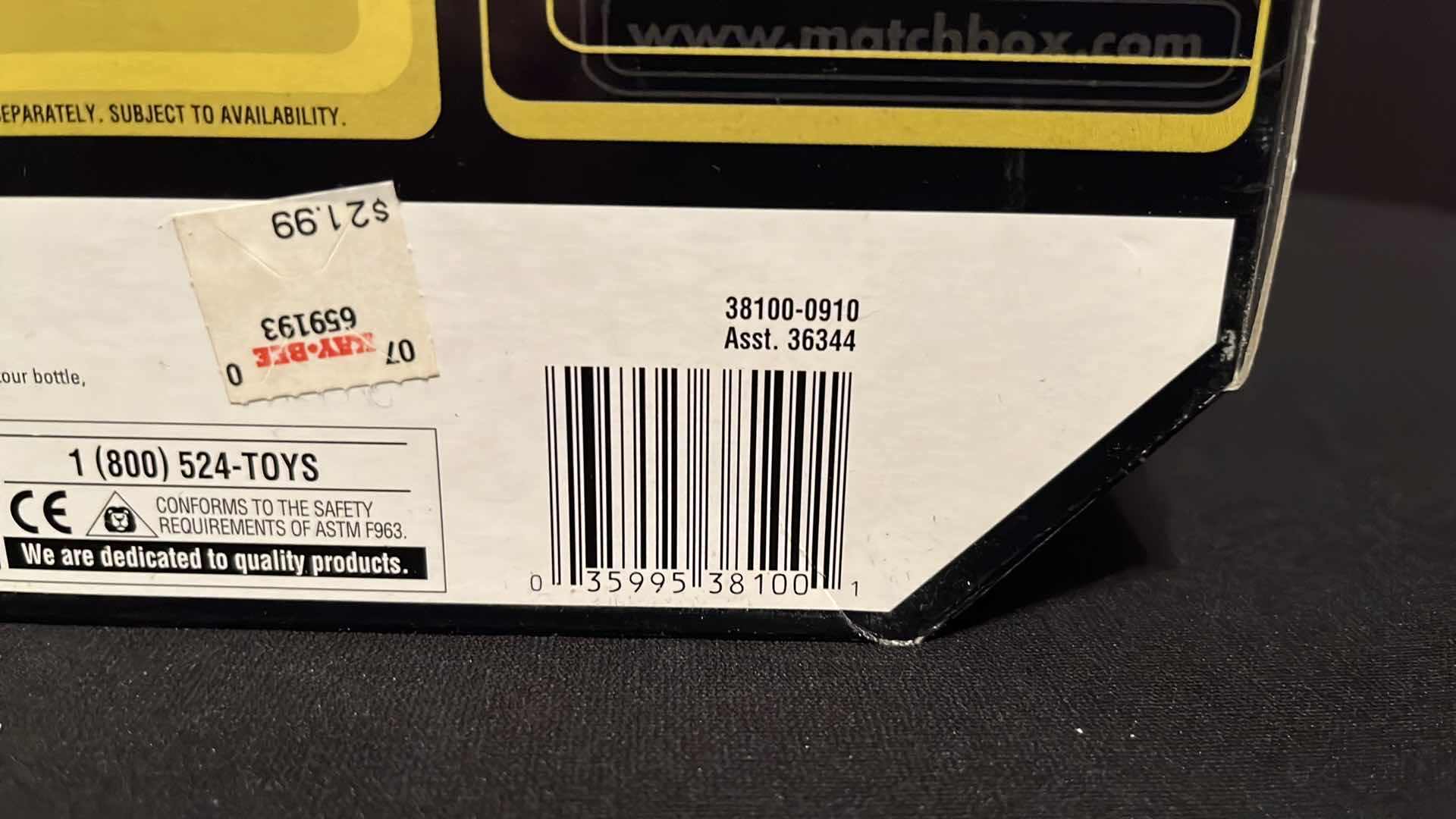 Photo 1 of MATCHBOX COLLECTIBLES COCA-COLA COLLECTION DIE-CAST METAL 1999 VOLKSWAGEN BEETLE, 1999