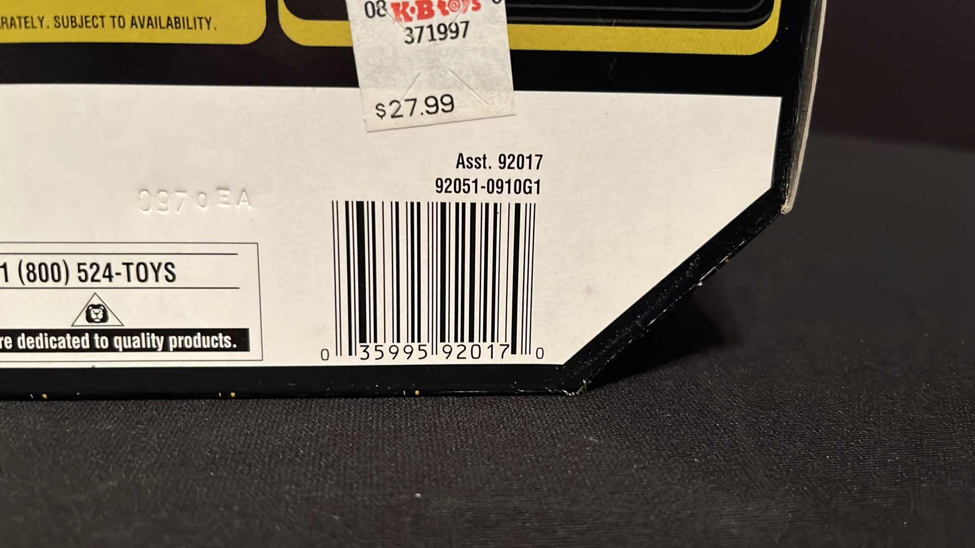 Photo 1 of MATCHBOX COLLECTIBLES COCA-COLA COLLECTION DIE-CAST METAL 1999 VOLKSWAGEN BEETLE, 1999