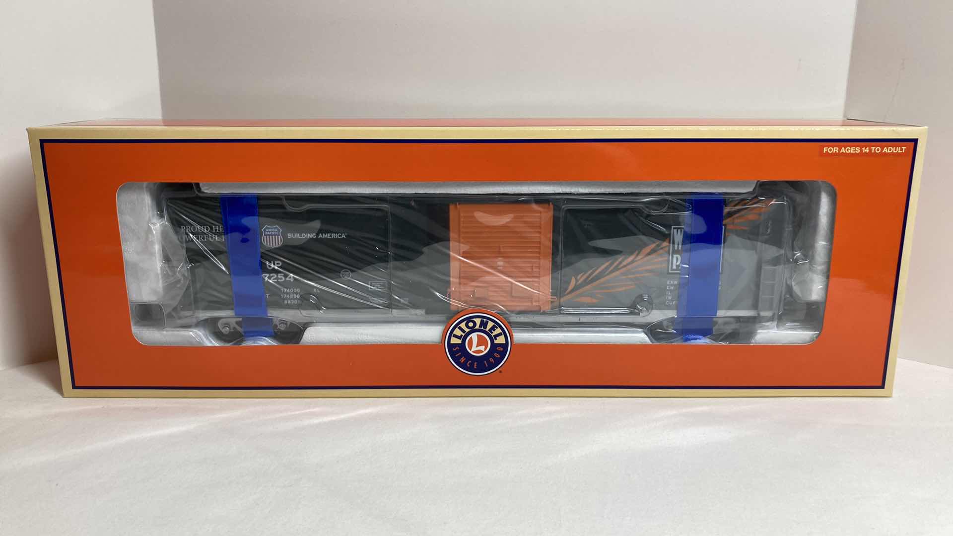 Photo 1 of LIONEL UP HERITAGE WP 60' BOXCAR
6-27254