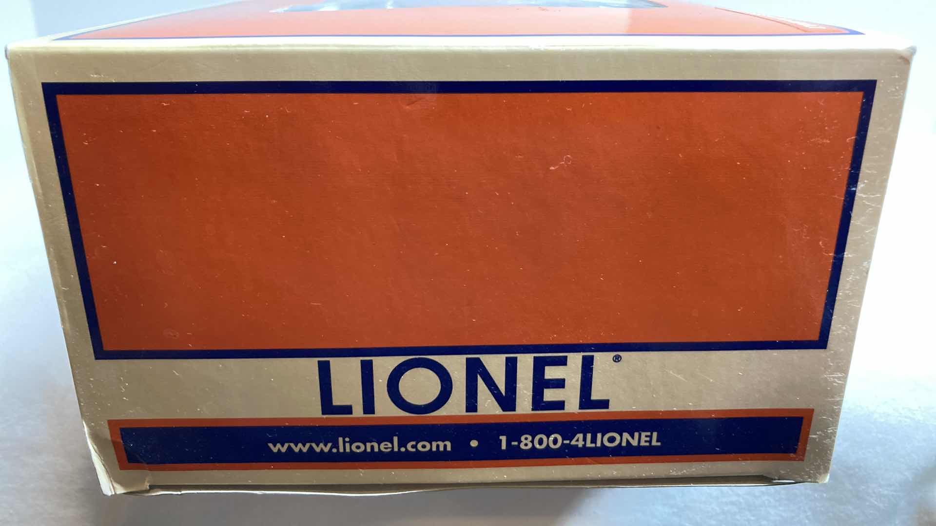 Photo 1 of LIONEL UP HERITAGE WP 60' BOXCAR
6-27254