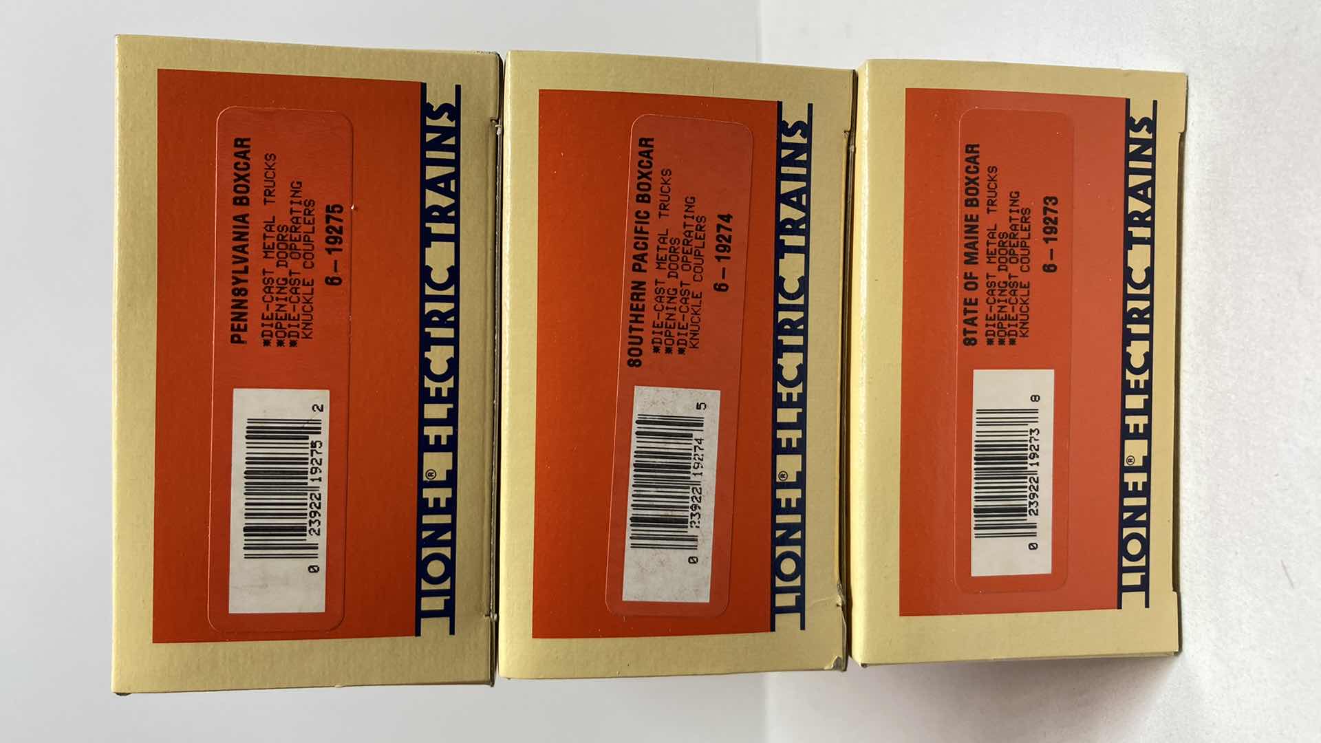 Photo 2 of LIONEL ELECTRIC TRAINS 6464 BOXCAR SERIES 4 6-19272 BOXSET