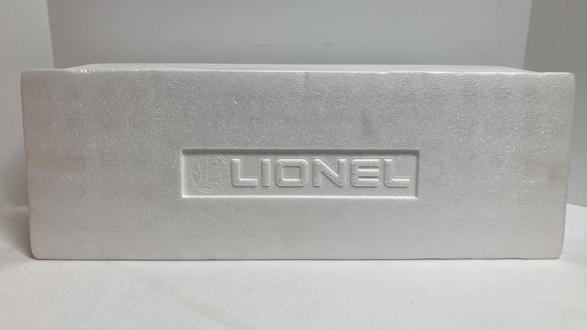 View 3 of LIONEL ELECTRIC TRAINS SANTA FE F-3-B UNIT TRAIN CAR