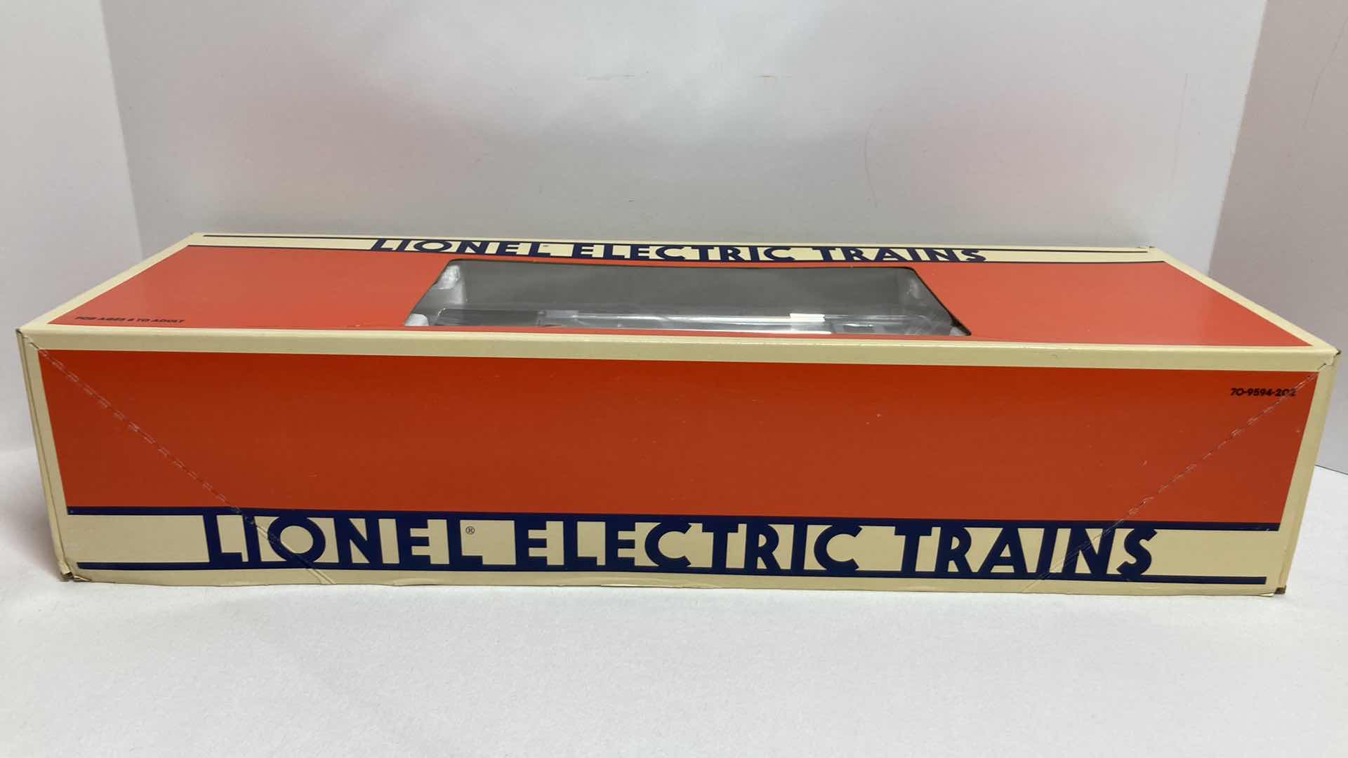 Photo 1 of LIONEL ELECTRIC TRAINS SANTA FE ALUMINUM BAGGAGE TRAIN CAR 6-19109