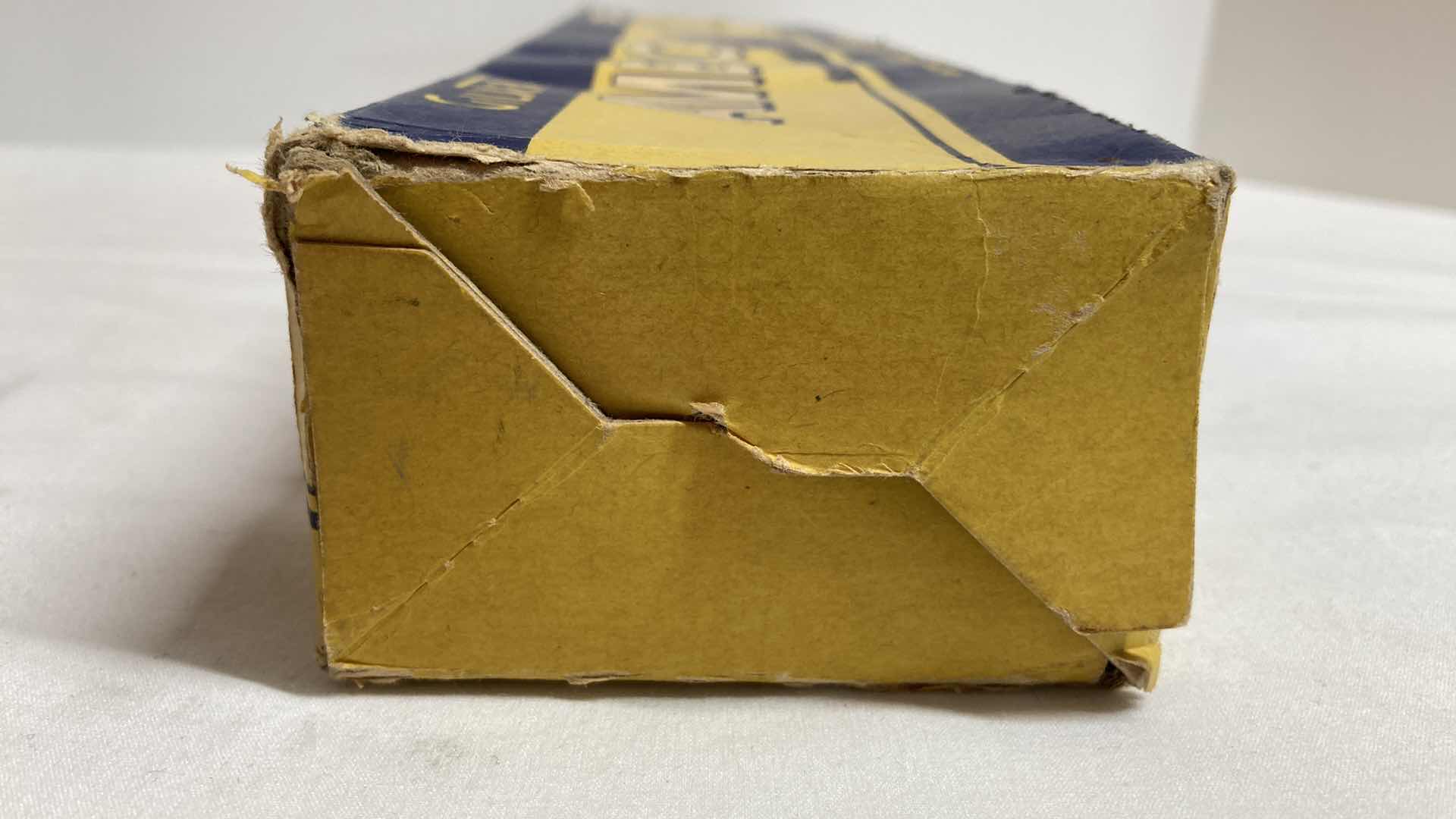 Photo 1 of GILBERT AMERICAN FLYER TRACK CLEANING CAR 648