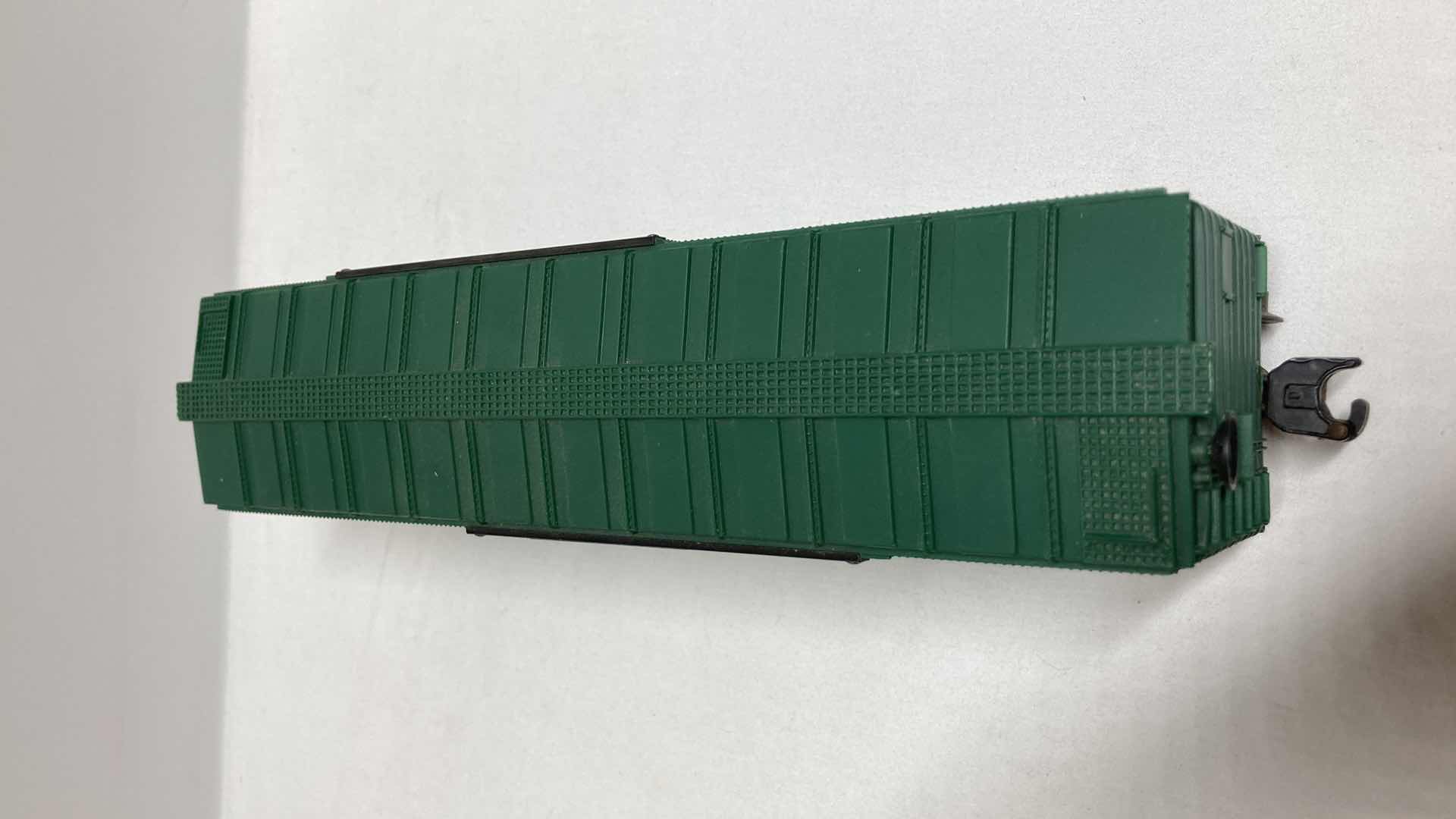 Photo 1 of LIONEL ELECTRIC TRAINS ROCK ISLAND CAR 6464-900