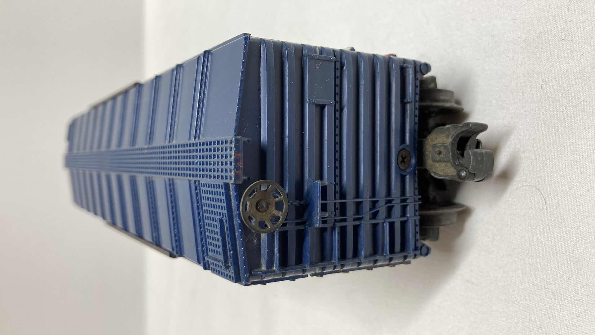 Photo 1 of LIONEL ELECTRIC TRAINS B.A.R. CAR 6464-275