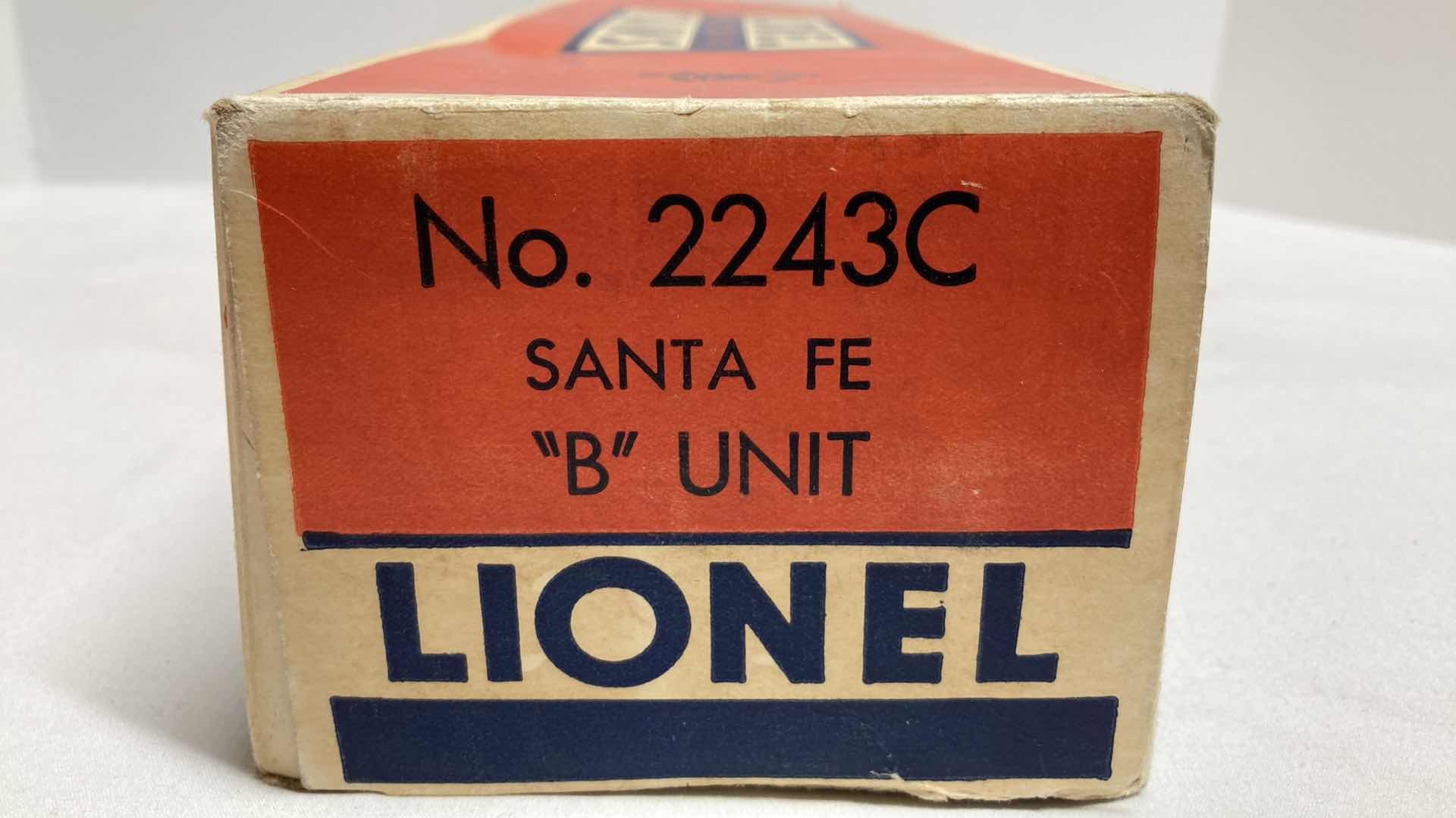 Photo 1 of LIONEL ELECTRIC TRAINS SANTA FE B UNIT CAR 2243C
