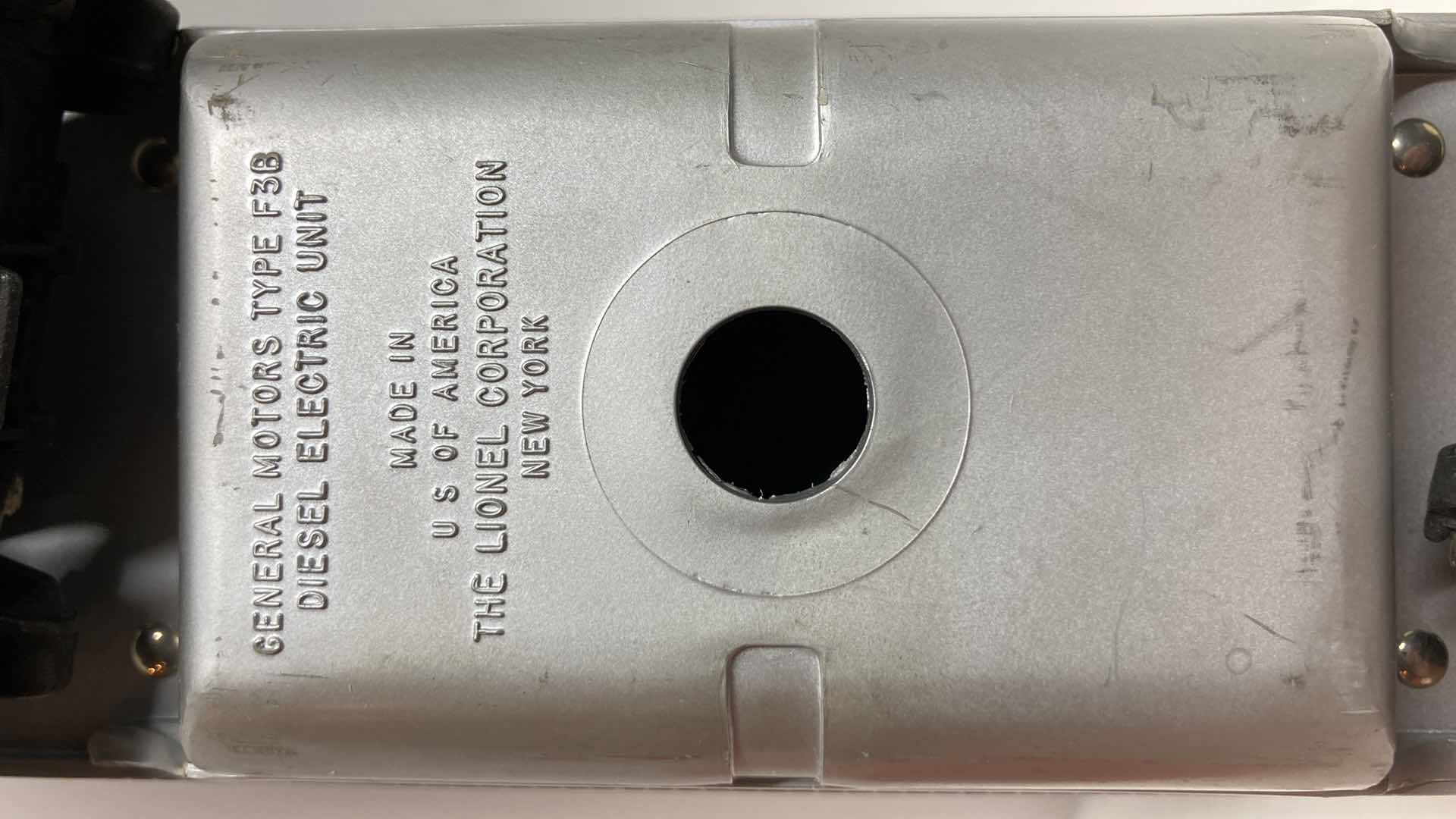 Photo 1 of LIONEL ELECTRIC TRAINS SANTA FE B UNIT CAR 2243C