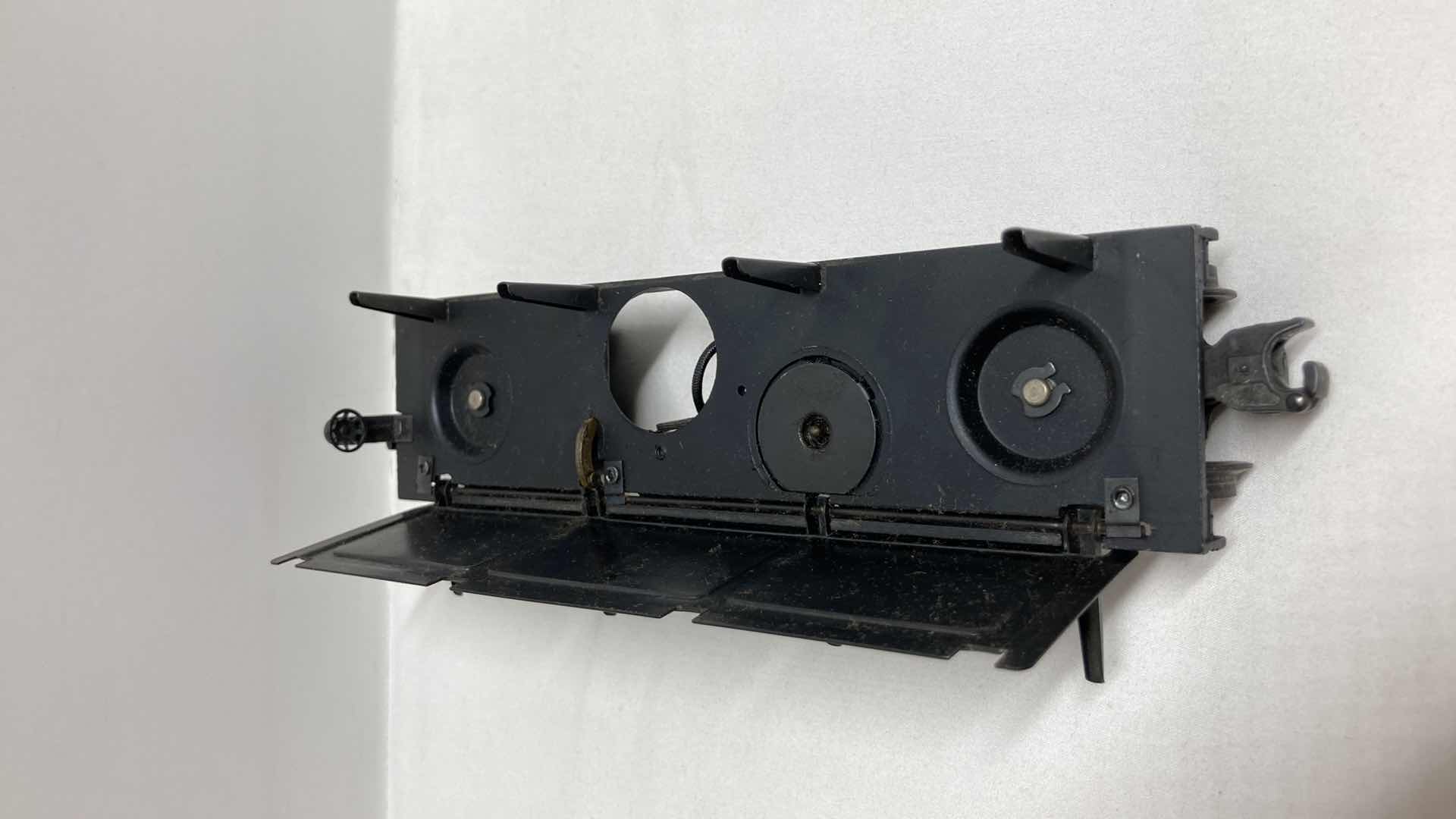 Photo 1 of LIONEL ELECTRIC TRAINS AUTOMATIC LUMBER CAR 3461X