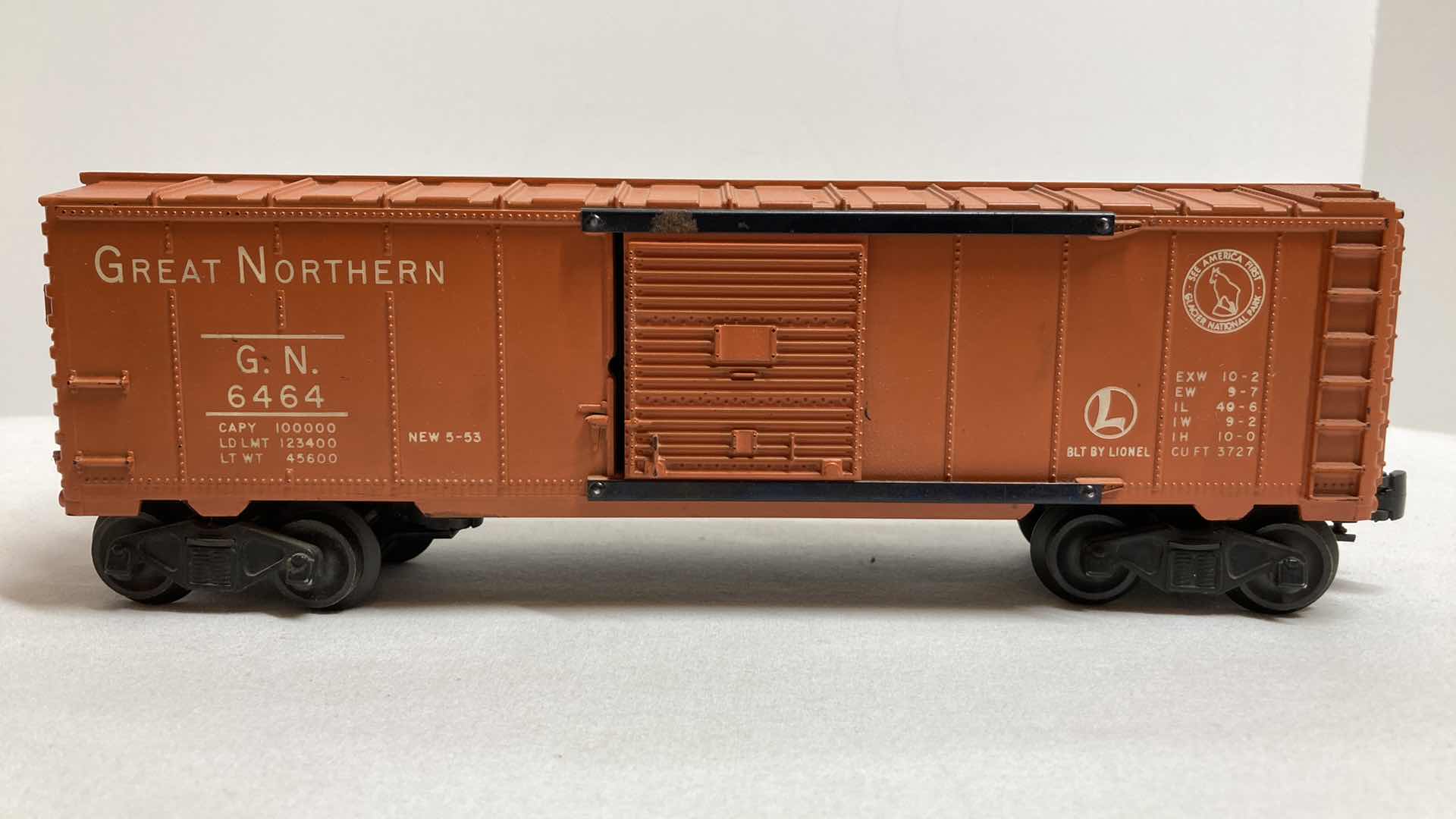 Photo 1 of LIONEL ELECTRIC TRAINS GREAT NORTHERN BOX CAR 6464-25