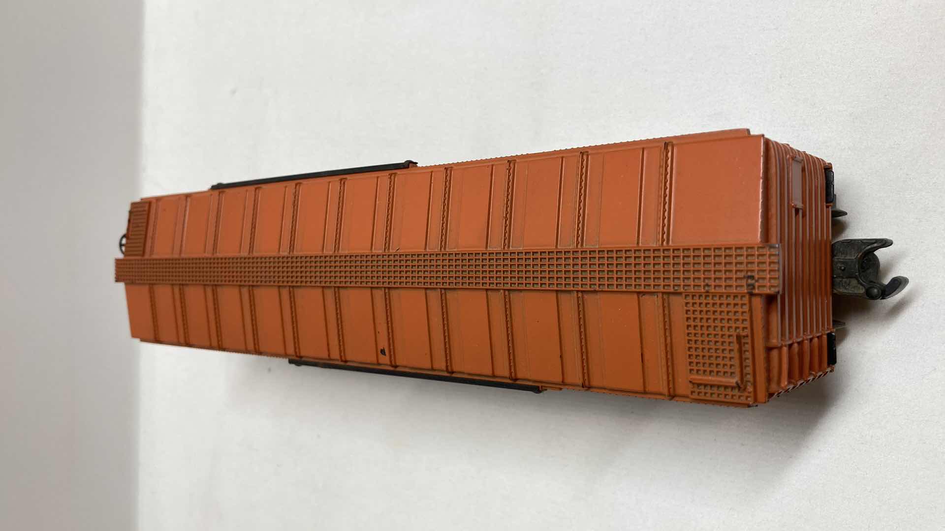 Photo 1 of LIONEL ELECTRIC TRAINS GREAT NORTHERN BOX CAR 6464-25