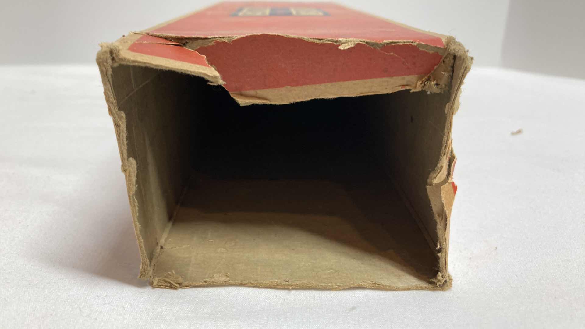 Photo 1 of LIONEL ELECTRIC TRAINS MISSOURI PACIFIC BOX CAR 6464-150