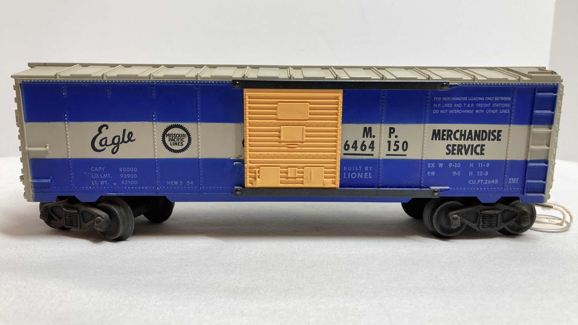 Photo 1 of LIONEL ELECTRIC TRAINS MISSOURI PACIFIC BOX CAR 6464-150