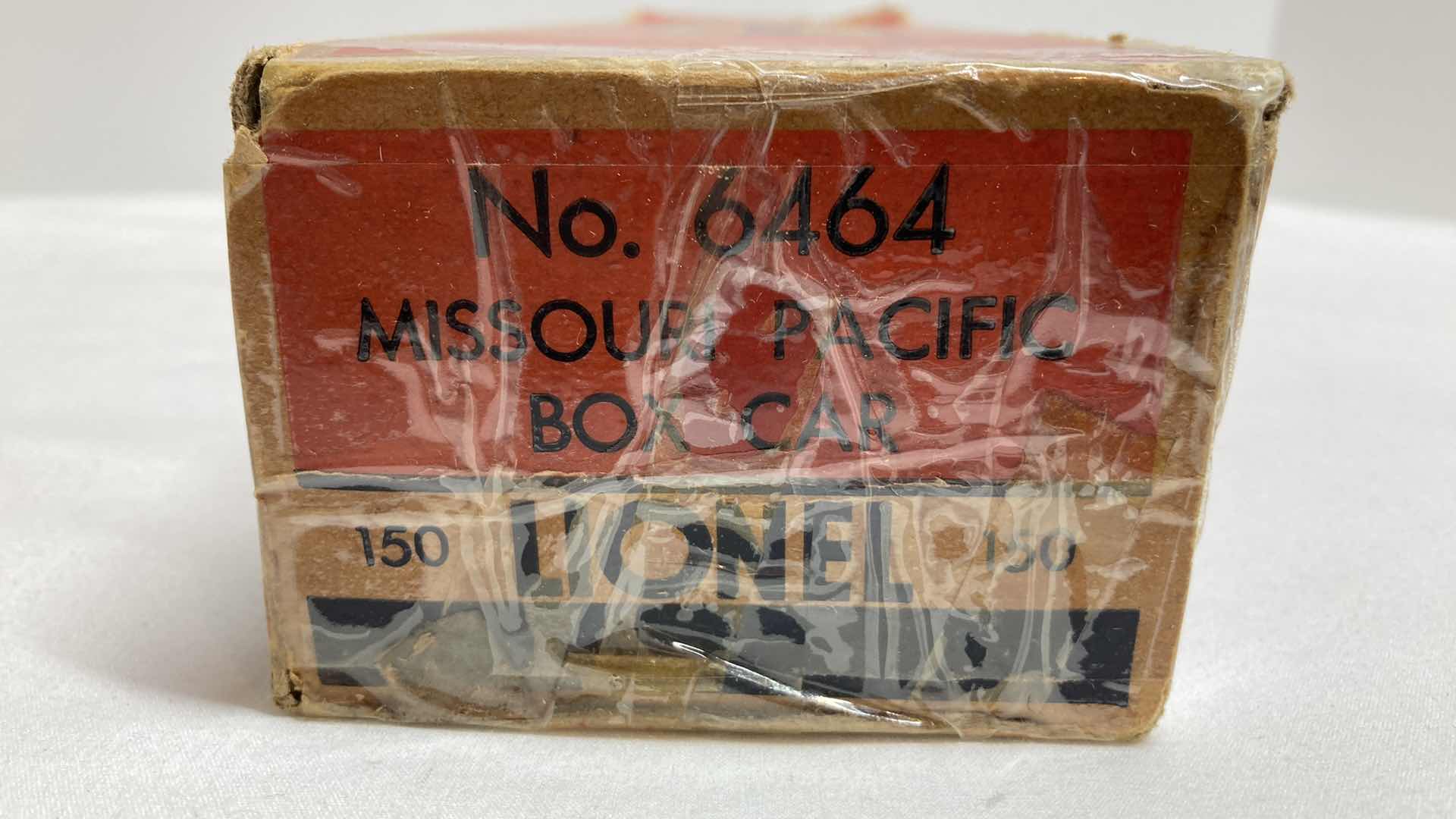 Photo 1 of LIONEL ELECTRIC TRAINS MISSOURI PACIFIC BOX CAR 6464-150