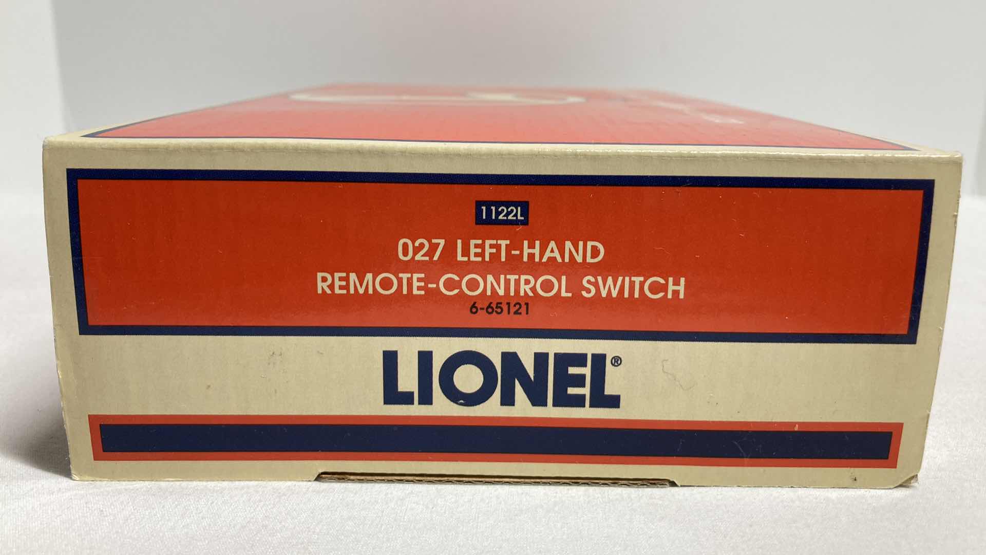 Photo 1 of LIONEL O27 LEFT HAND REMOTE CONTROL SWITCH 6-65121 1122L