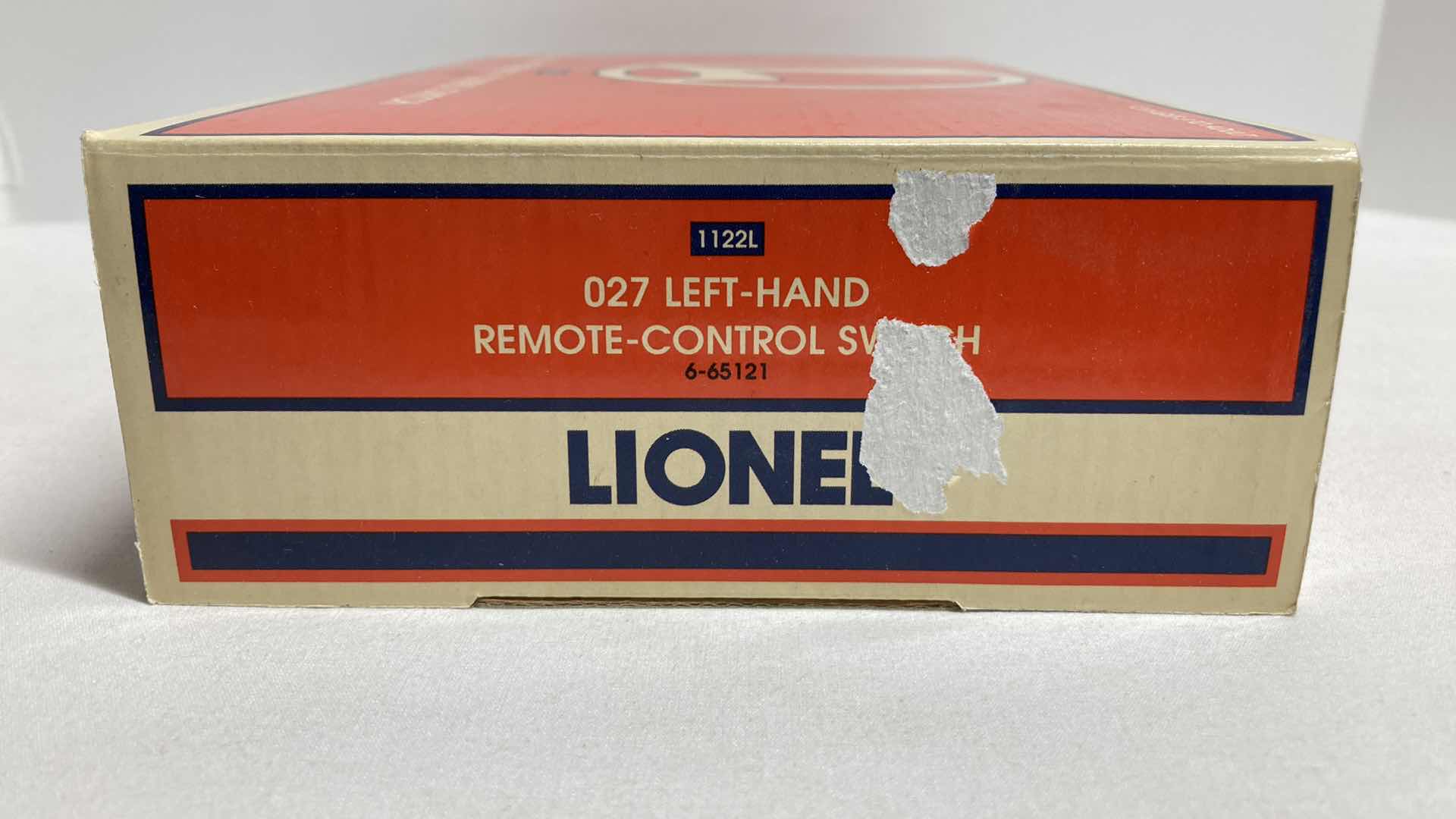 Photo 1 of LIONEL O27 LEFT HAND REMOTE CONTROL SWITCH 6-65121 1122L
