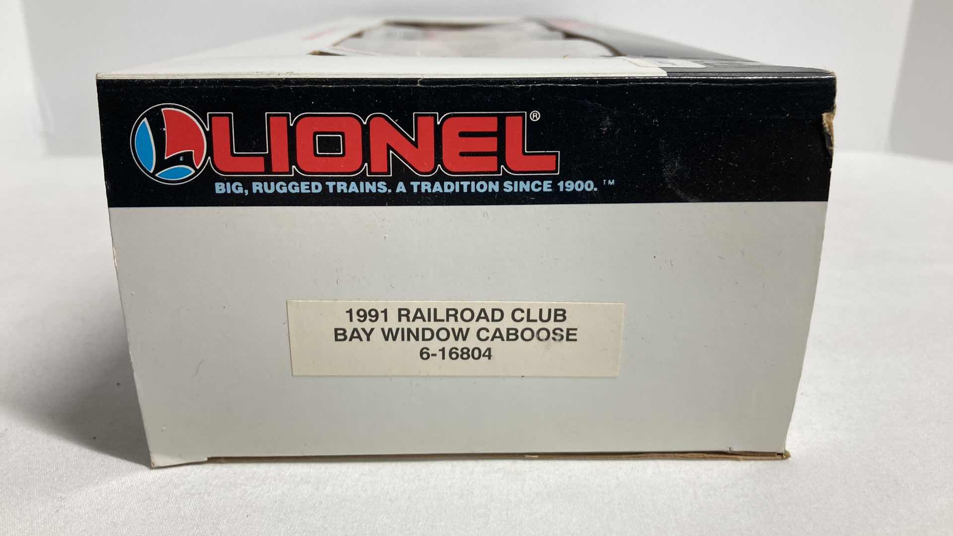 Photo 1 of LIONEL 1991 RAILROAD CLUB BAY WINDOW CABOOSE CAR 6-16804